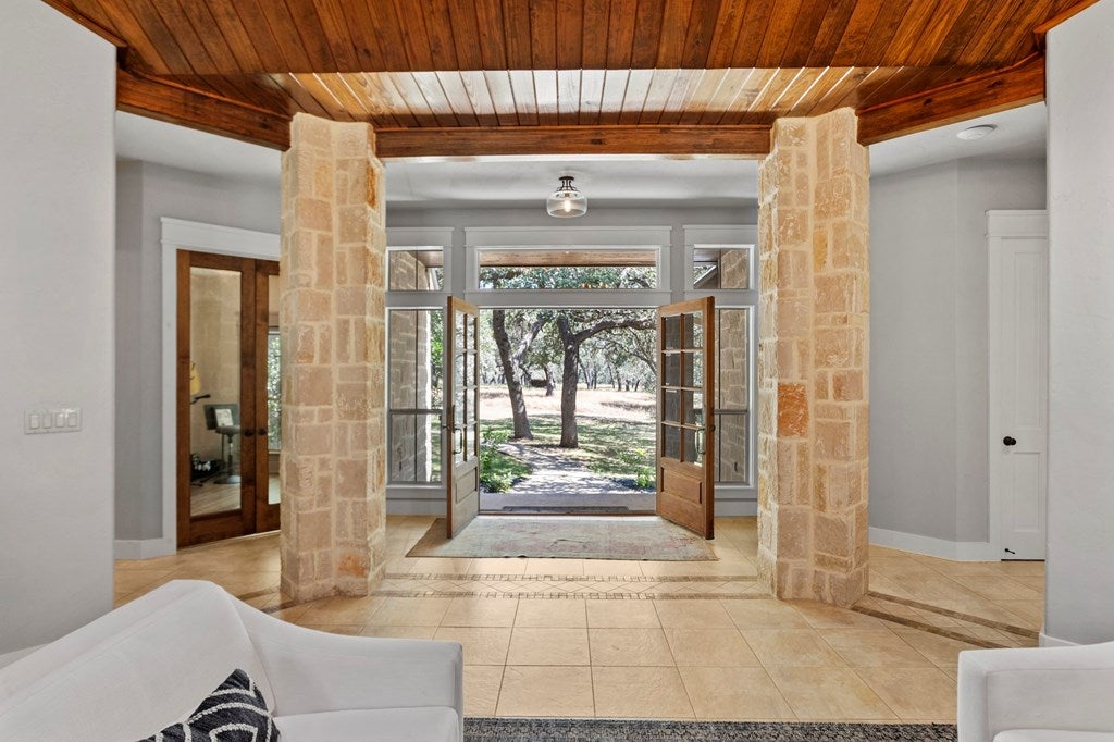 Boerne, Texas, 78006, United States, 3 Bedrooms Bedrooms, ,3 BathroomsBathrooms,Residential,Active,1945311