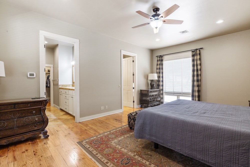 Fredericksburg, Texas, 78624, United States, 3 Bedrooms Bedrooms, ,5 BathroomsBathrooms,Residential,Active,1820474