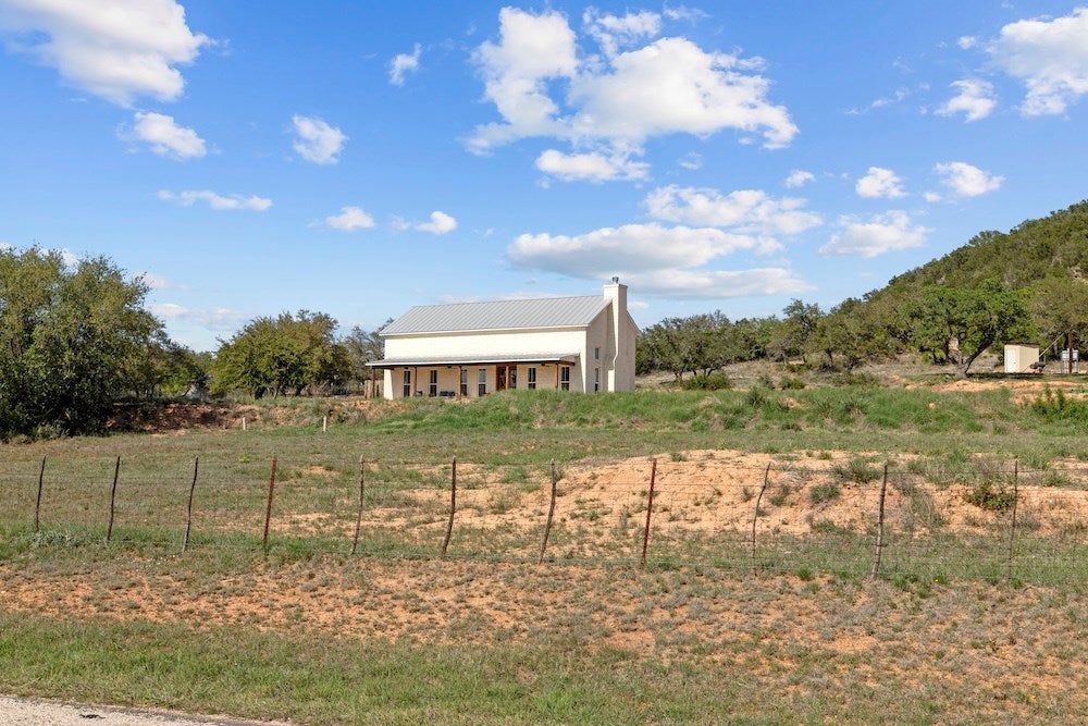 Doss, Texas, 78618, United States, 3 Bedrooms Bedrooms, ,3 BathroomsBathrooms,Residential,Active,2016696