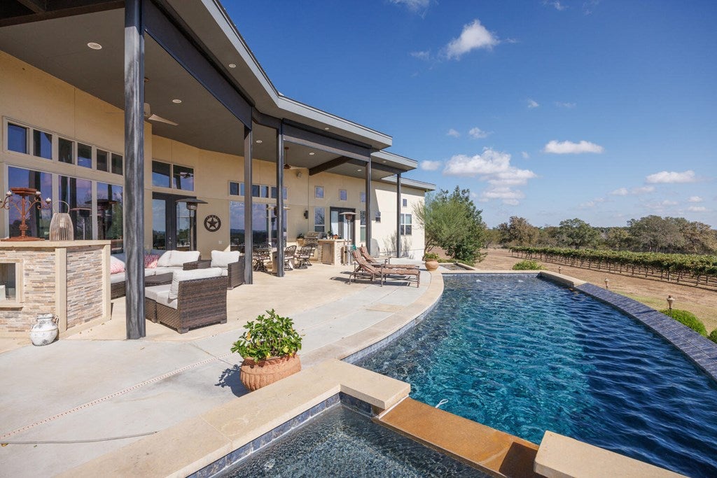 Round Mountain, Texas, 78663, United States, 4 Bedrooms Bedrooms, ,4 BathroomsBathrooms,Residential,Active,1967128