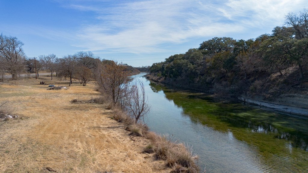 Blanco, Texas, 78606, United States, 3 Bedrooms Bedrooms, ,4 BathroomsBathrooms,Residential,Active,2017094