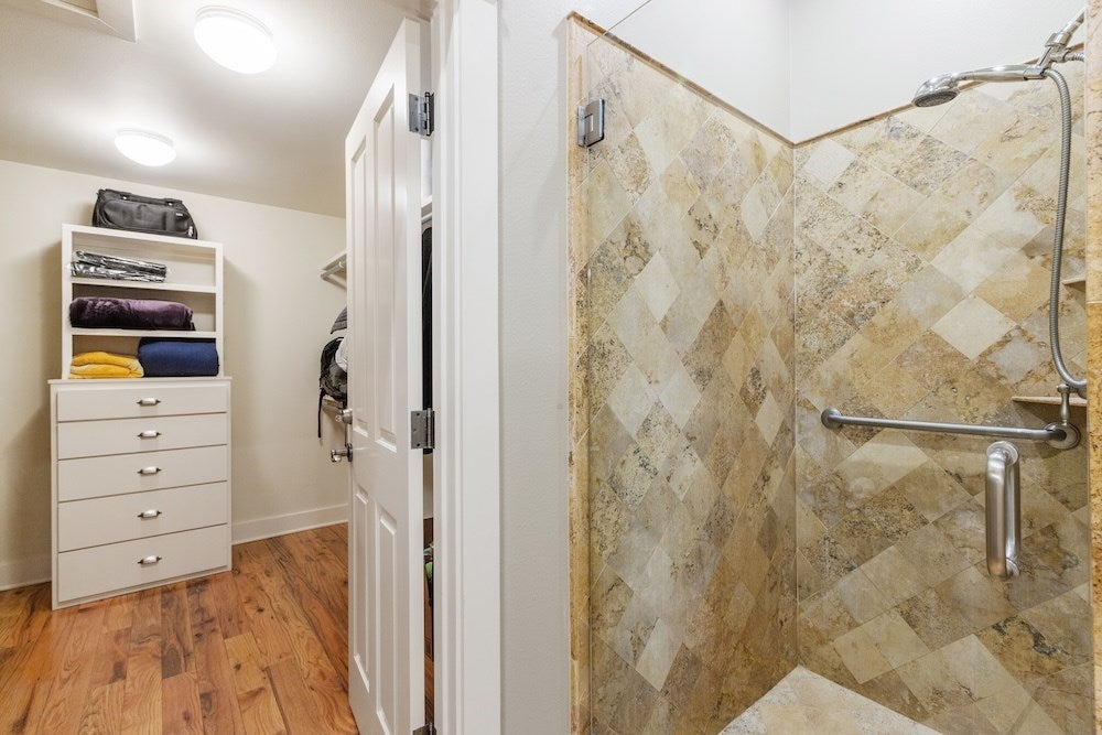 Fredericksburg, Texas, 78624, United States, 3 Bedrooms Bedrooms, ,5 BathroomsBathrooms,Residential,Active,1820474