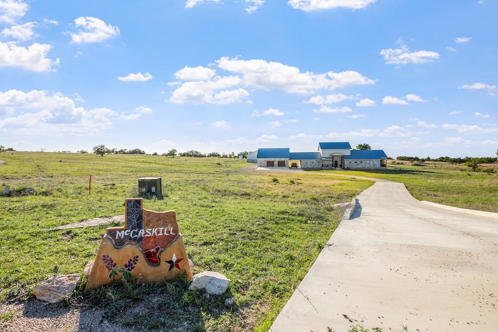 Fredericksburg, Texas, 78624, United States, 2 Bedrooms Bedrooms, ,3 BathroomsBathrooms,Residential,Active,1798077