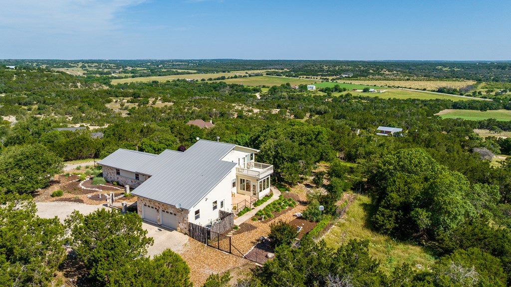 Fredericksburg, Texas, 78624, United States, 3 Bedrooms Bedrooms, ,4 BathroomsBathrooms,Residential,Active,1849215