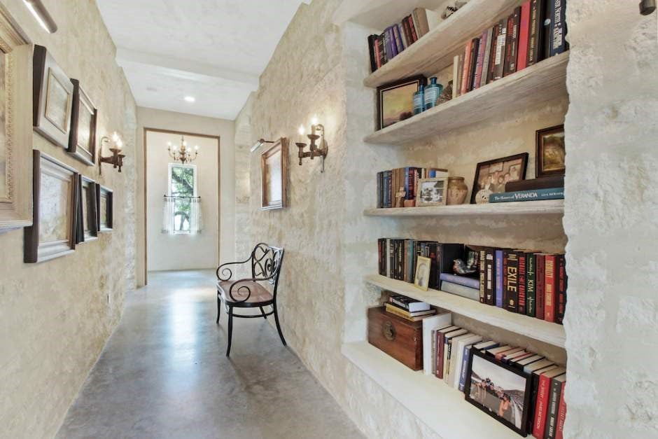 Fredericksburg, Texas, 78624, United States, 3 Bedrooms Bedrooms, ,4 BathroomsBathrooms,Residential,Active,1992222