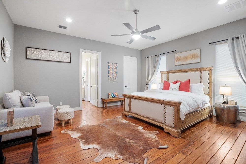 Fredericksburg, Texas, 78624, United States, ,3 BathroomsBathrooms,Residential,Active,1764458