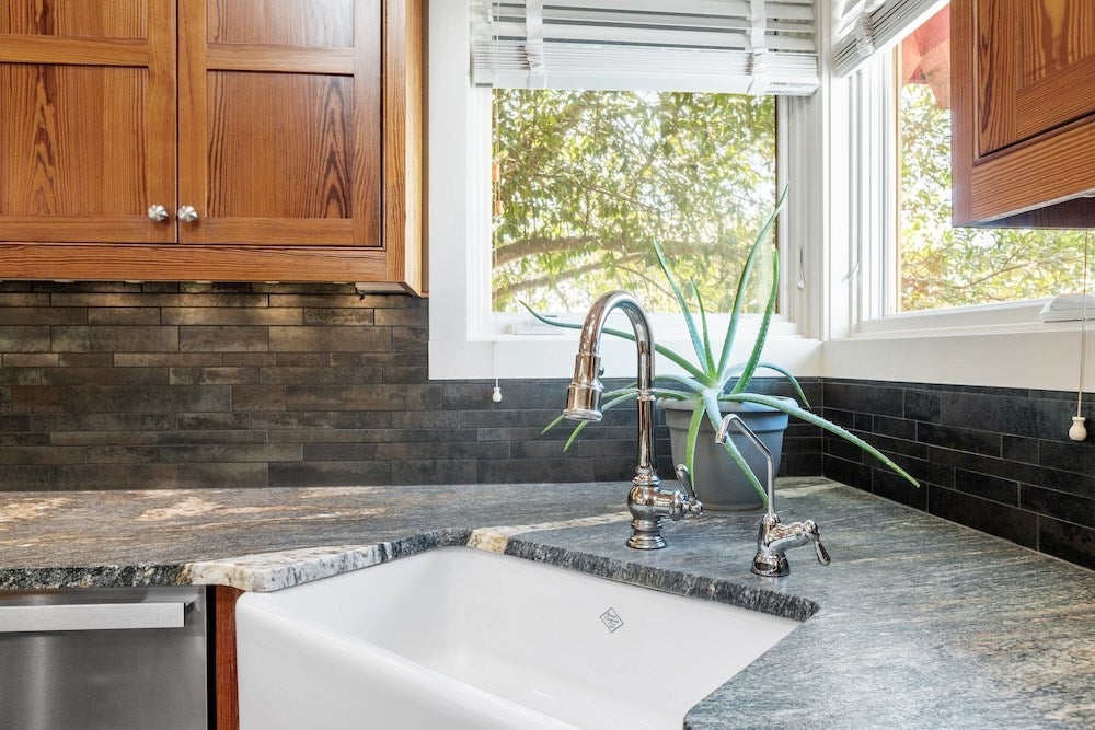 Fredericksburg, Texas, 78624, United States, 3 Bedrooms Bedrooms, ,5 BathroomsBathrooms,Residential,Active,1820474