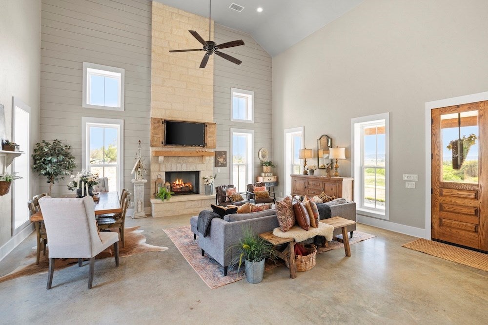 Doss, Texas, 78618, United States, ,3 BathroomsBathrooms,Residential,Active,1772717