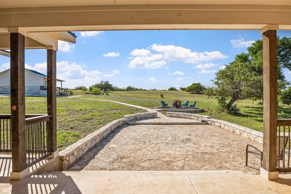 Fredericksburg, Texas, 78624, United States, 2 Bedrooms Bedrooms, ,3 BathroomsBathrooms,Residential,Active,1798077