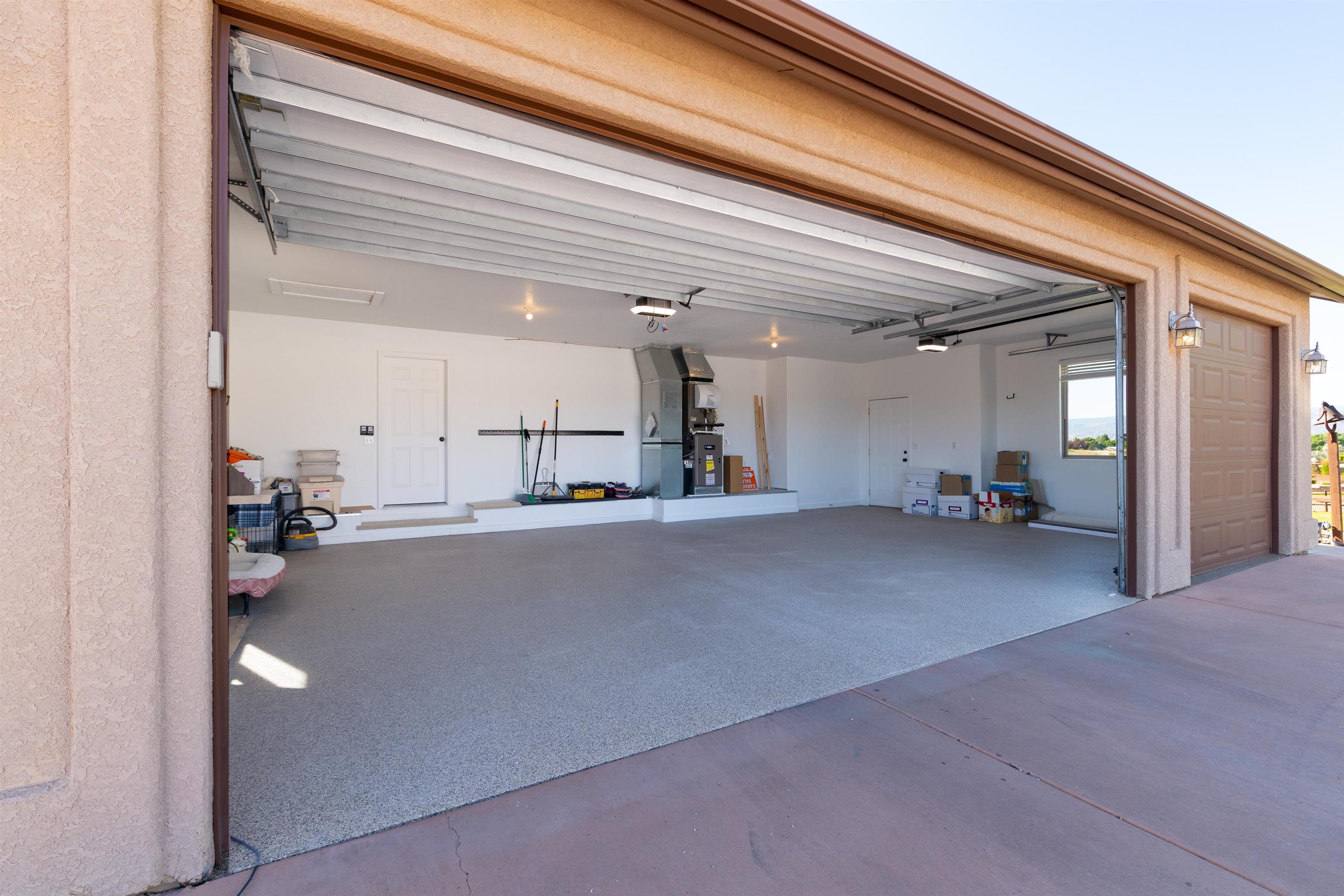 Grand Junction, Colorado, 81505, United States, 5 Bedrooms Bedrooms, ,4 BathroomsBathrooms,Residential,Active,1877765