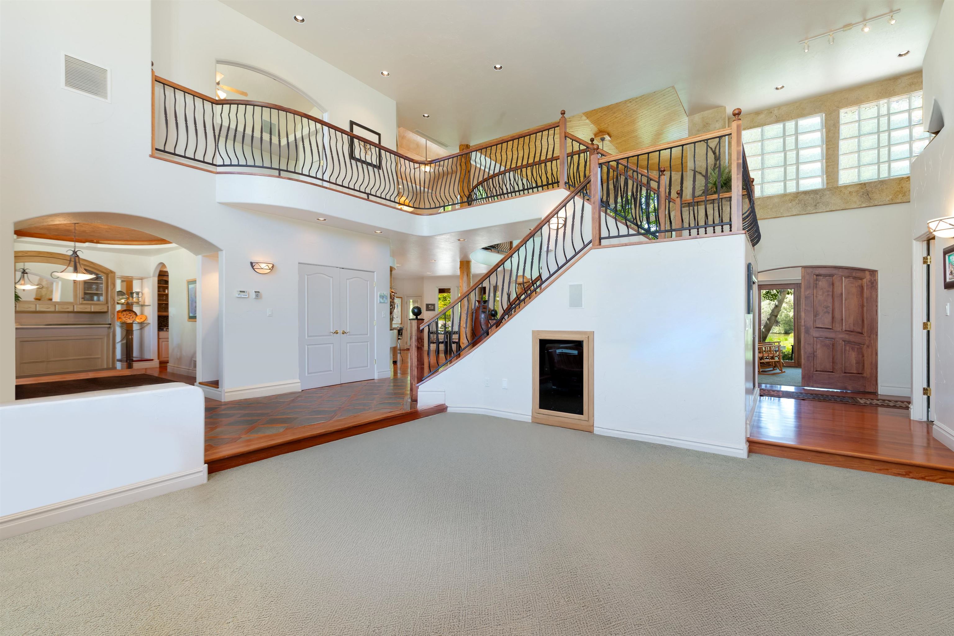 Grand Junction, Colorado, 81507, United States, 5 Bedrooms Bedrooms, ,6 BathroomsBathrooms,Residential,Active,2009860