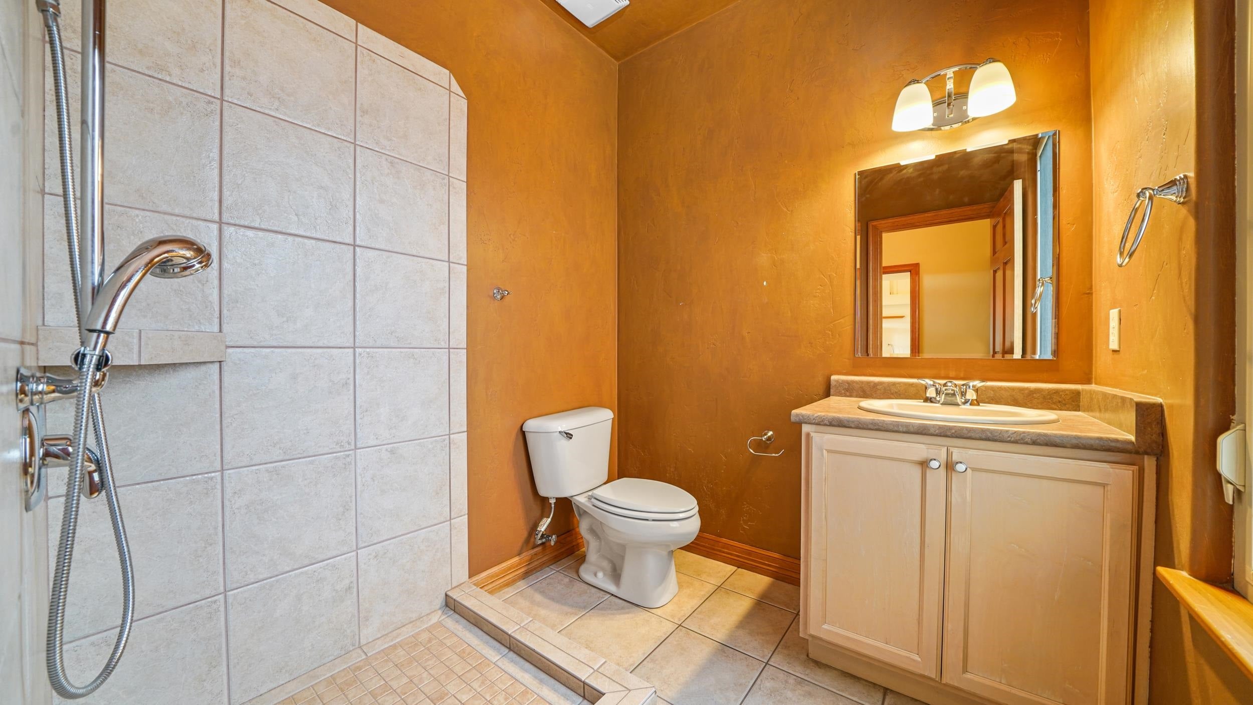 Grand Junction, Colorado, 81505, United States, 4 Bedrooms Bedrooms, ,6 BathroomsBathrooms,Residential,Active,1964293