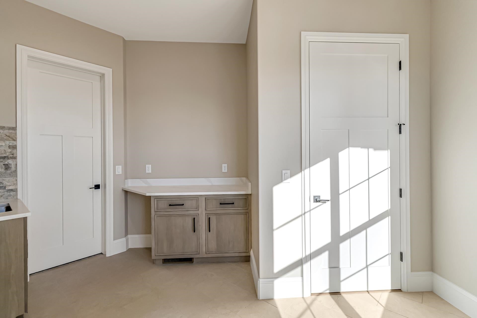 Grand Junction, Colorado, 81505, United States, 4 Bedrooms Bedrooms, ,4 BathroomsBathrooms,Residential,Active,2006904