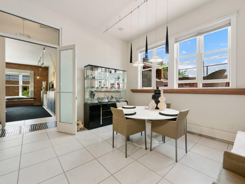 Grand Junction, Colorado, 81501, United States, 3 Bedrooms Bedrooms, ,5 BathroomsBathrooms,Residential,Active,1963247