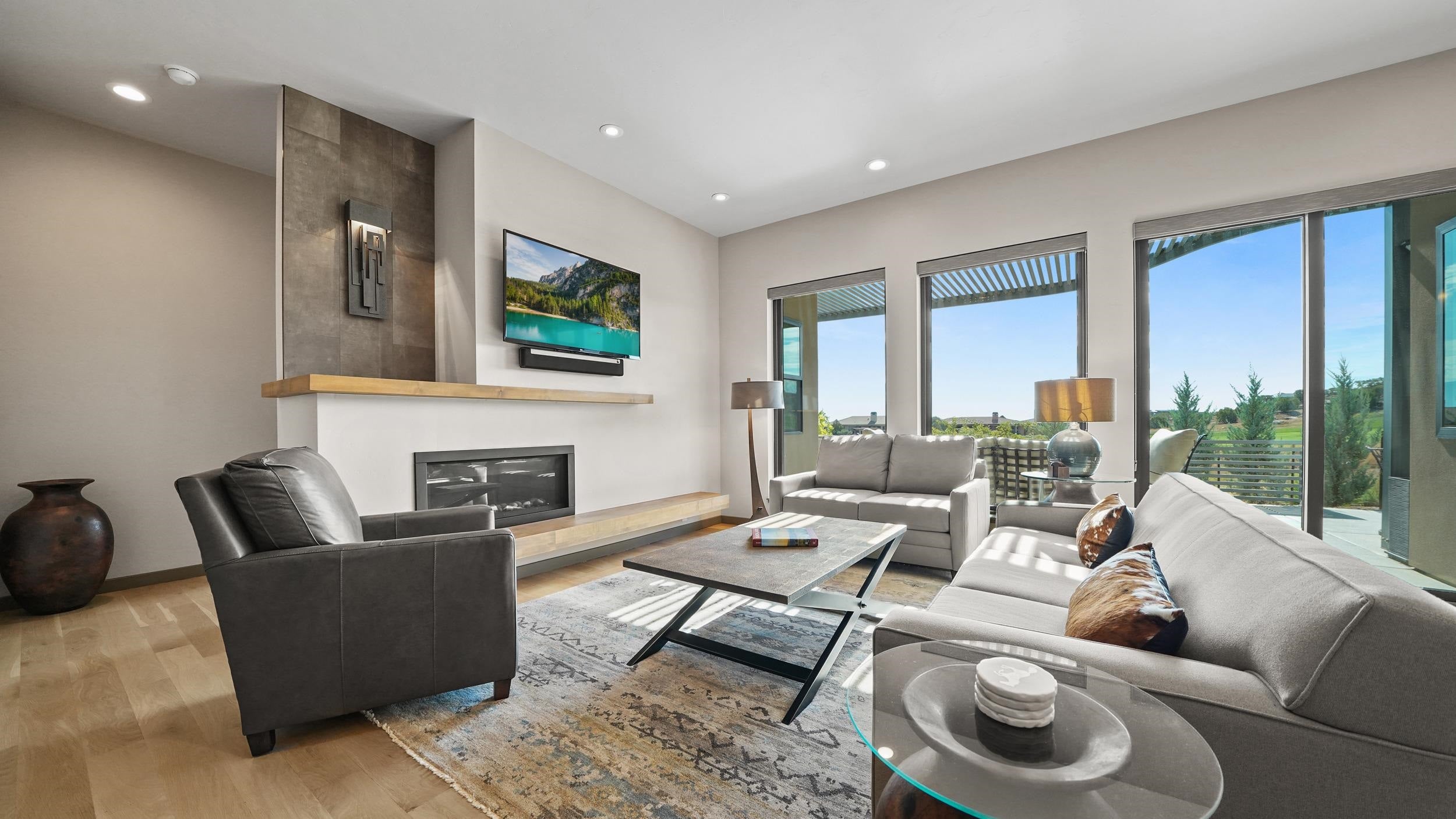 Grand Junction, Colorado, 81507, United States, 4 Bedrooms Bedrooms, ,4 BathroomsBathrooms,Residential,Active,1926885