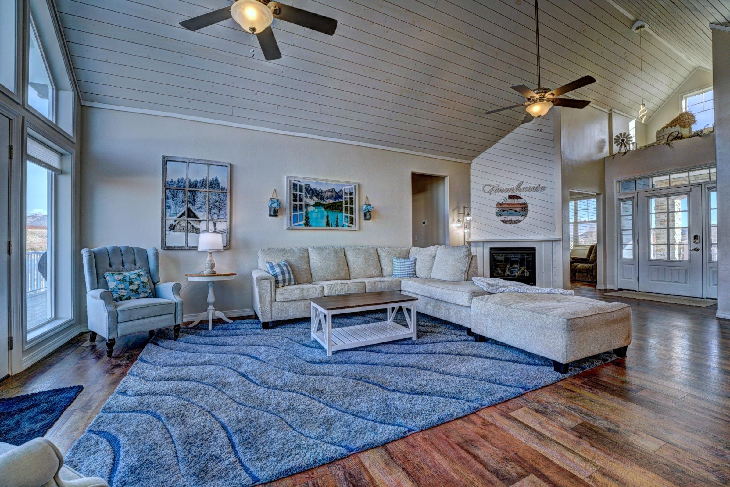 Palisade, Colorado, 81526, United States, 3 Bedrooms Bedrooms, ,3 BathroomsBathrooms,Residential,Active,2015436