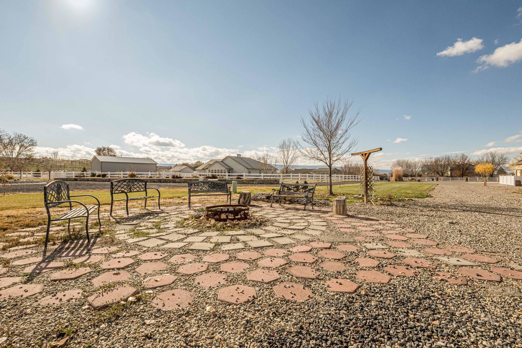 Grand Junction, Colorado, 81505, United States, 5 Bedrooms Bedrooms, ,4 BathroomsBathrooms,Residential,Active,2009142