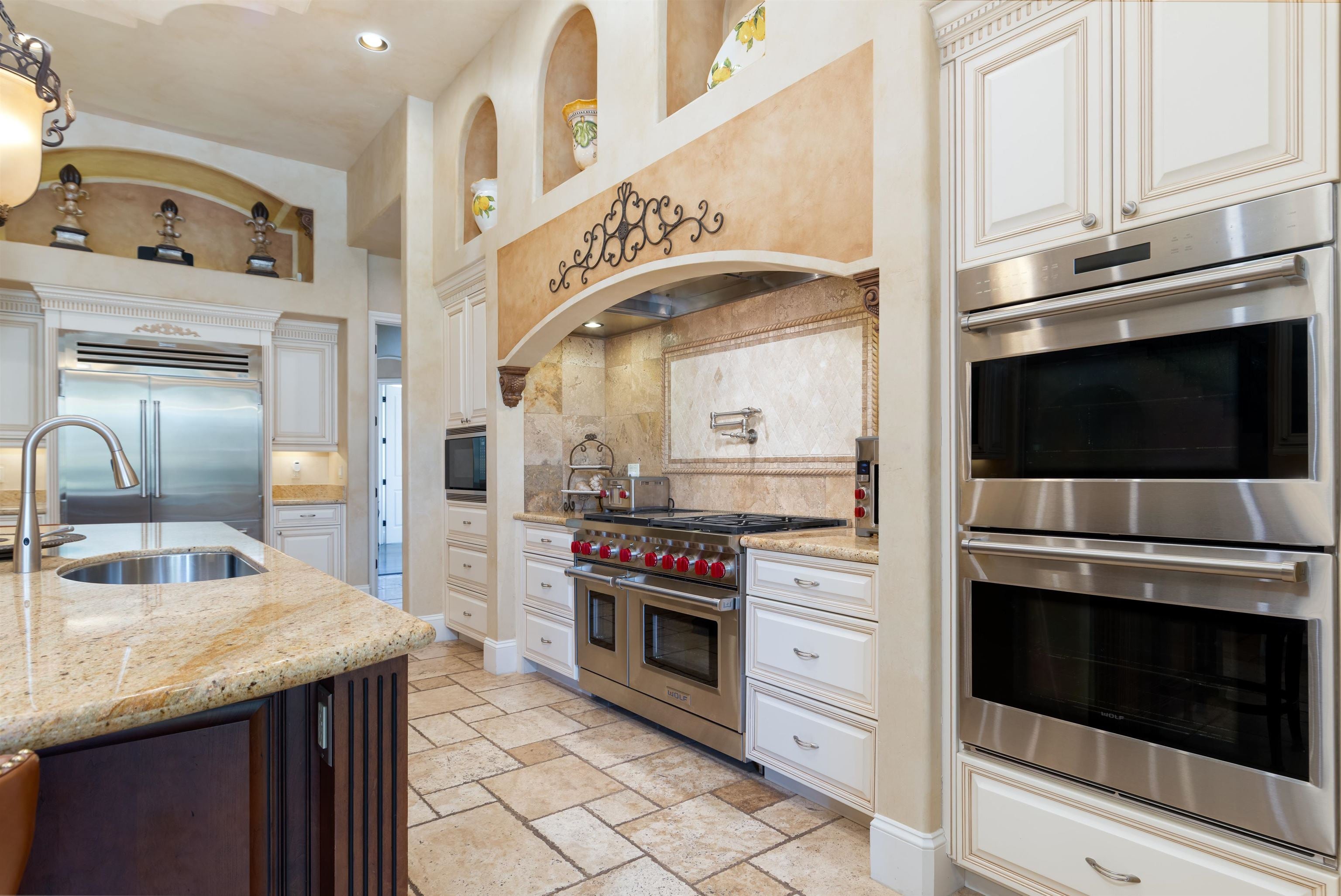 Grand Junction, Colorado, 81506, United States, 5 Bedrooms Bedrooms, ,7 BathroomsBathrooms,Residential,Active,1909661