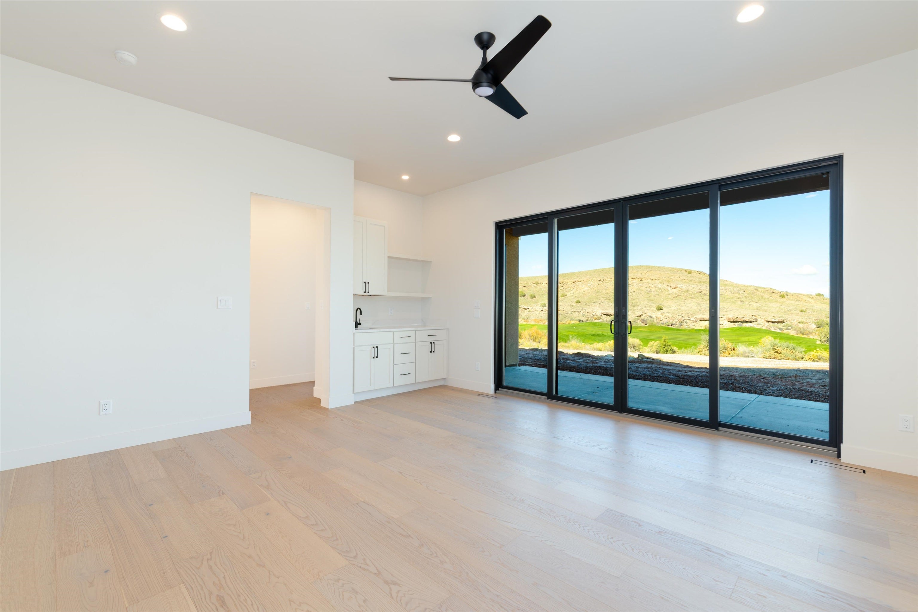 Grand Junction, Colorado, 81507, United States, 3 Bedrooms Bedrooms, ,3 BathroomsBathrooms,Residential,Active,1852715