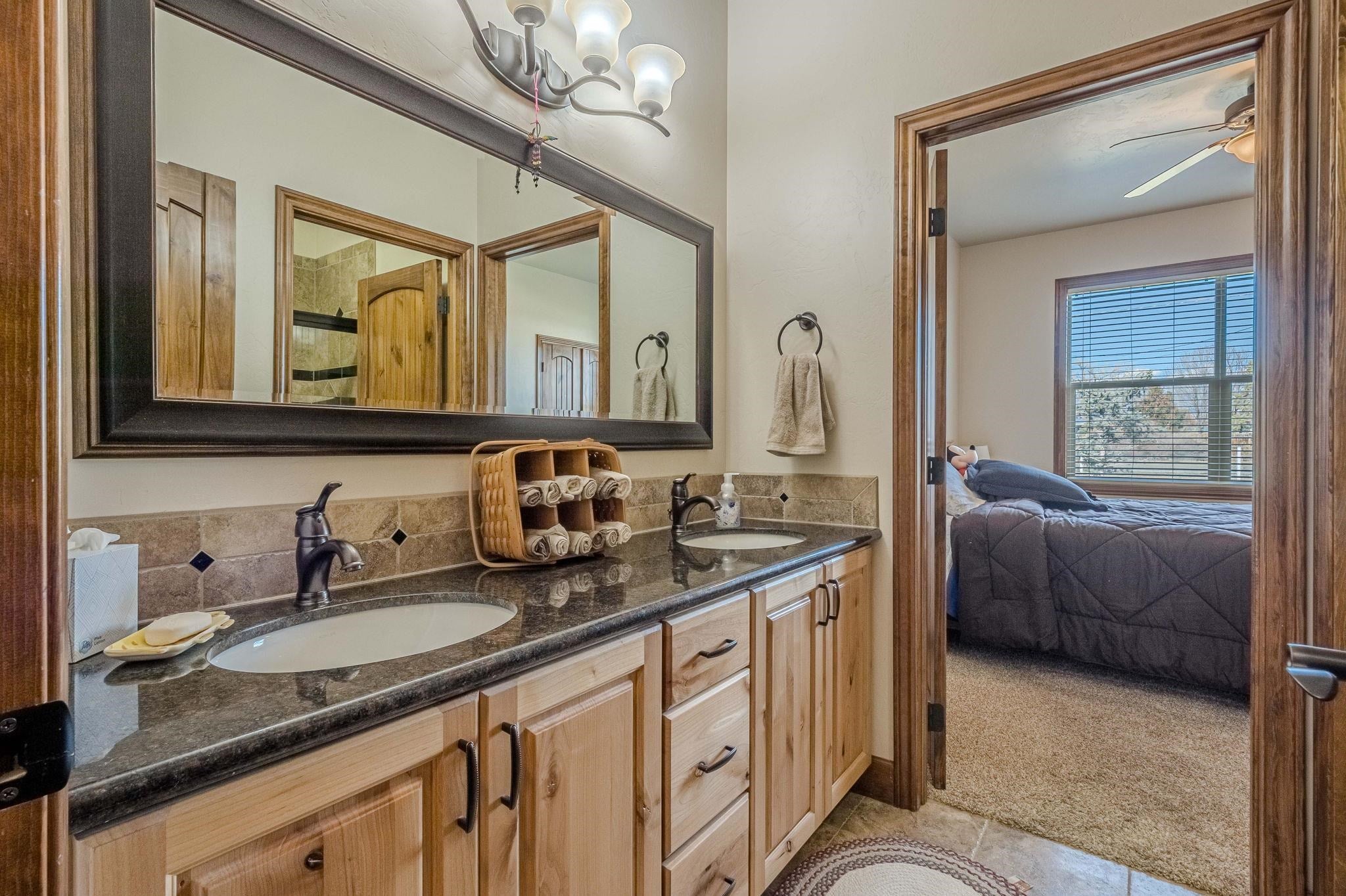 Grand Junction, Colorado, 81505, United States, 5 Bedrooms Bedrooms, ,4 BathroomsBathrooms,Residential,Active,2009142