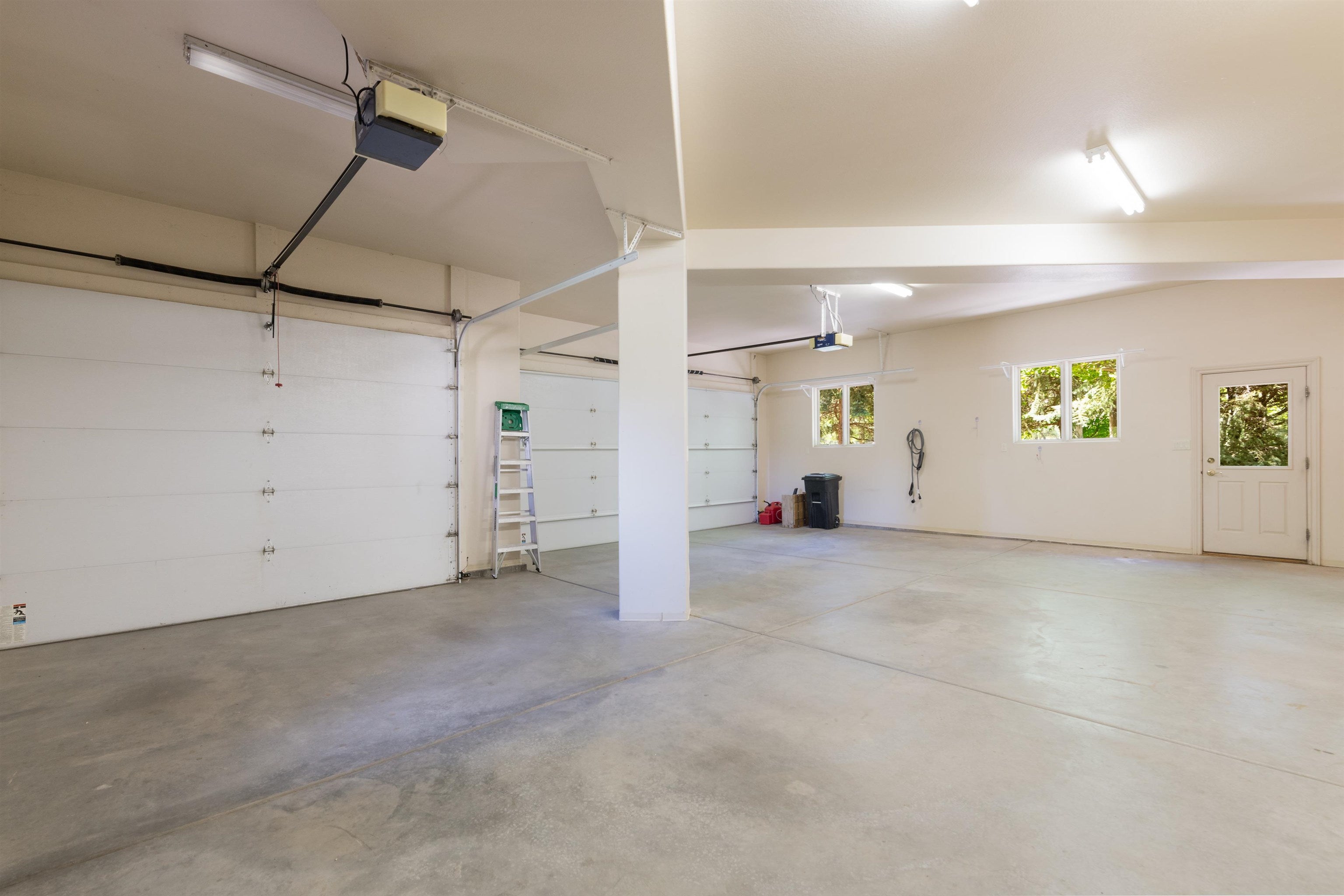 Grand Junction, Colorado, 81507, United States, 5 Bedrooms Bedrooms, ,6 BathroomsBathrooms,Residential,Active,2009860