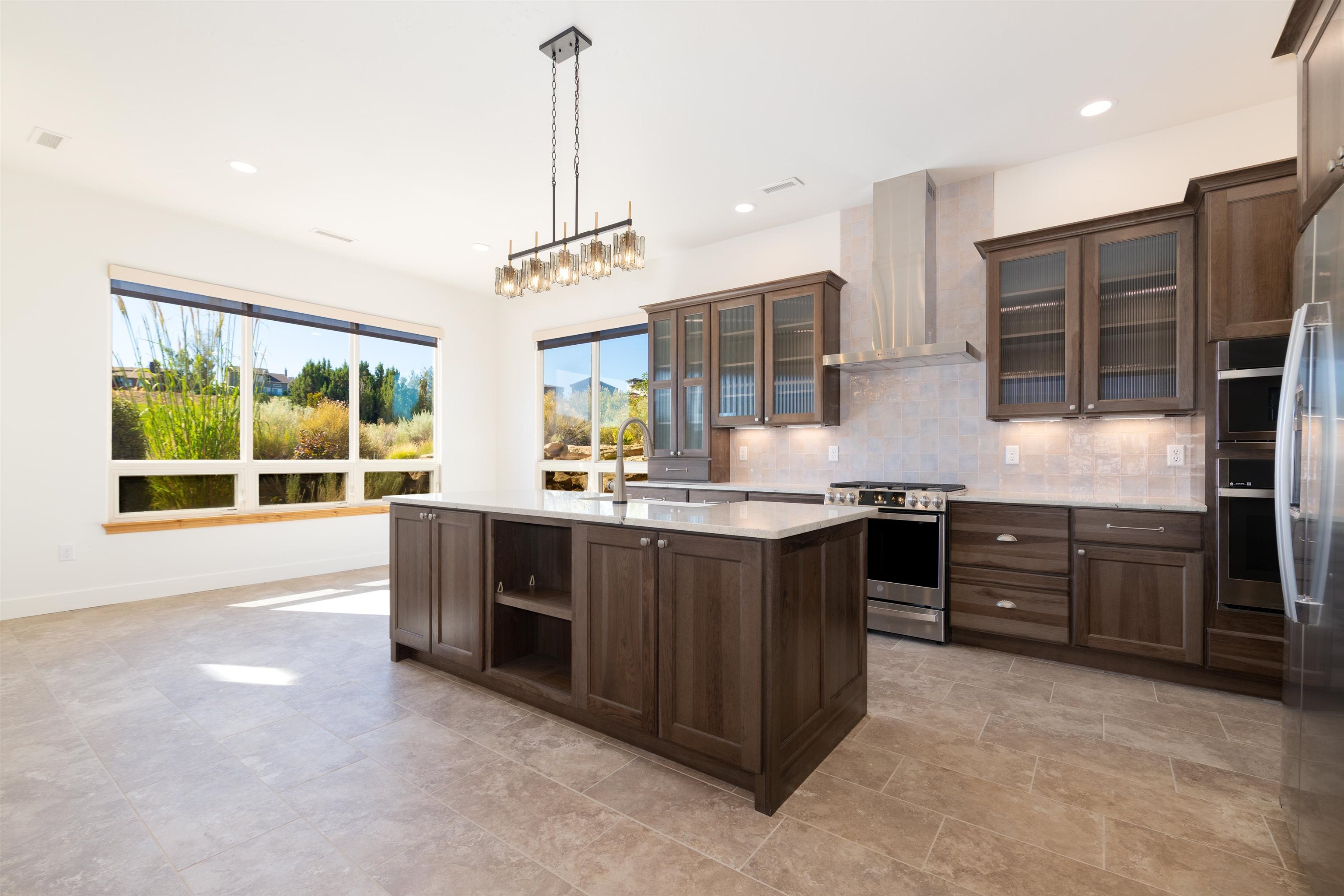 Grand Junction, Colorado, 81507, United States, 3 Bedrooms Bedrooms, ,3 BathroomsBathrooms,Residential,Active,1922305