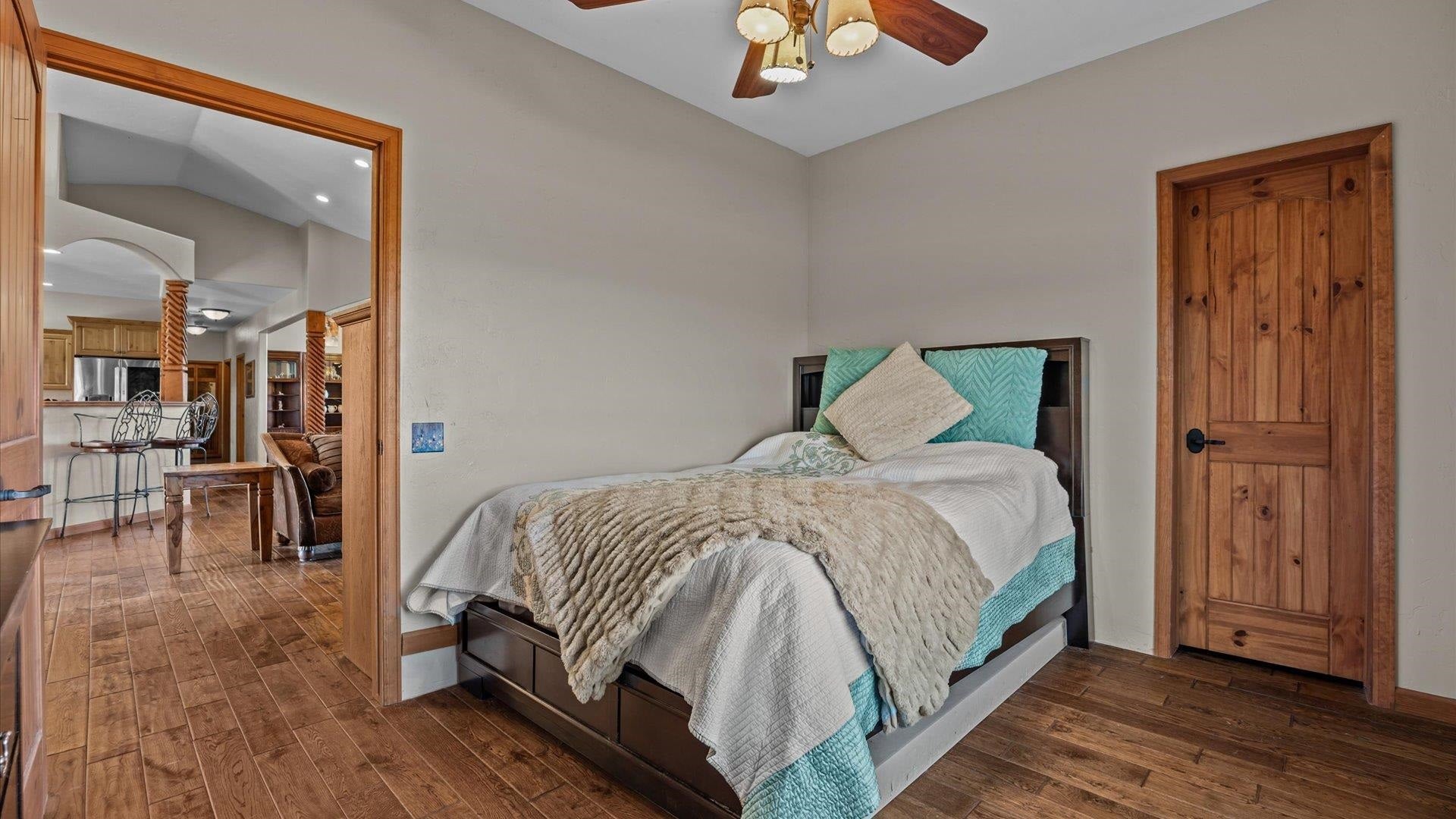 Loma, Colorado, 81524, United States, 4 Bedrooms Bedrooms, ,3 BathroomsBathrooms,Residential,Active,1988465