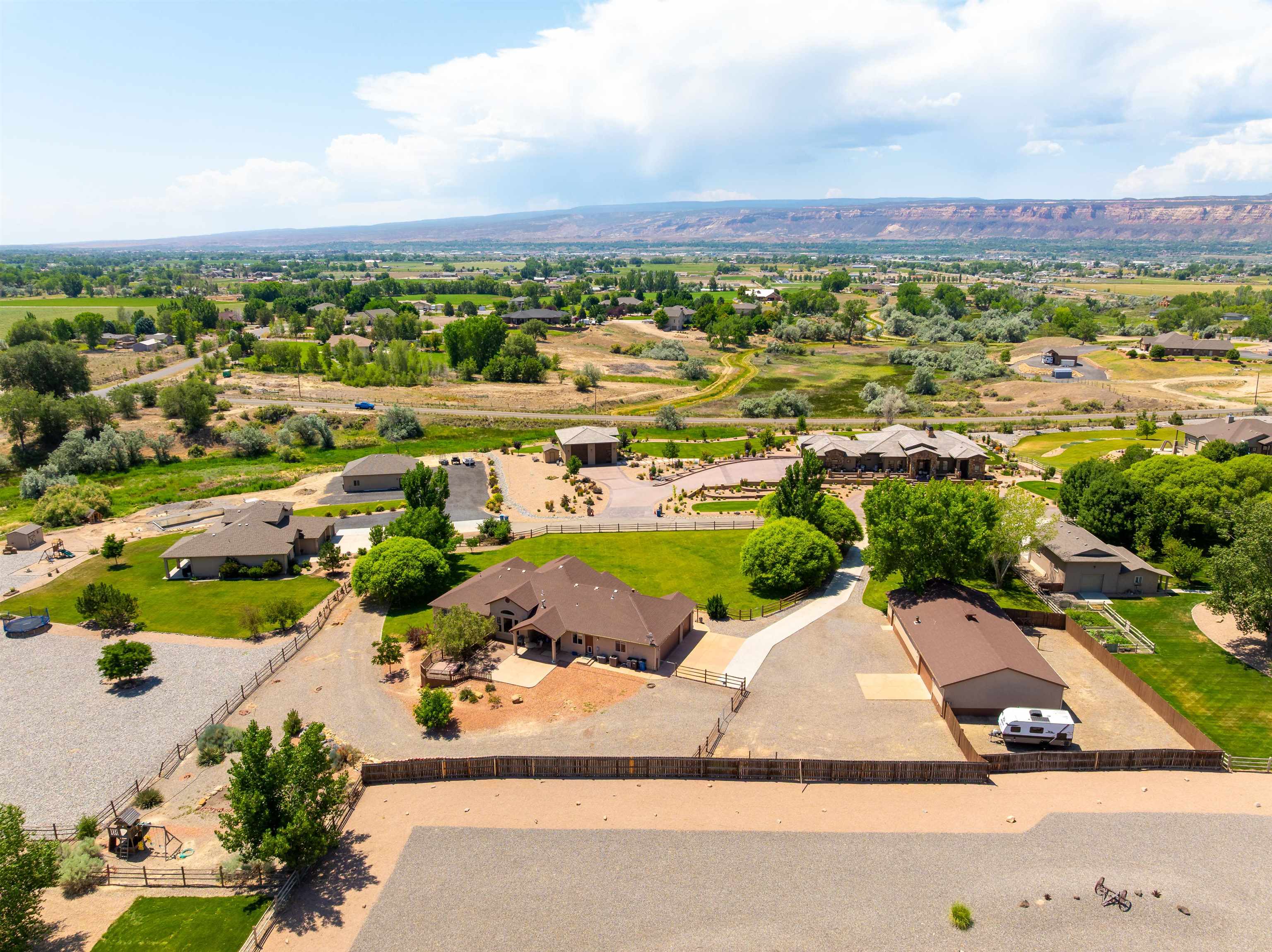 Grand Junction, Colorado, 81505, United States, 5 Bedrooms Bedrooms, ,4 BathroomsBathrooms,Residential,Active,1877765