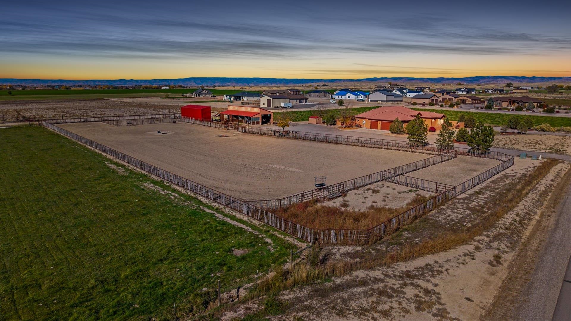 Loma, Colorado, 81524, United States, 4 Bedrooms Bedrooms, ,3 BathroomsBathrooms,Residential,Active,1988465
