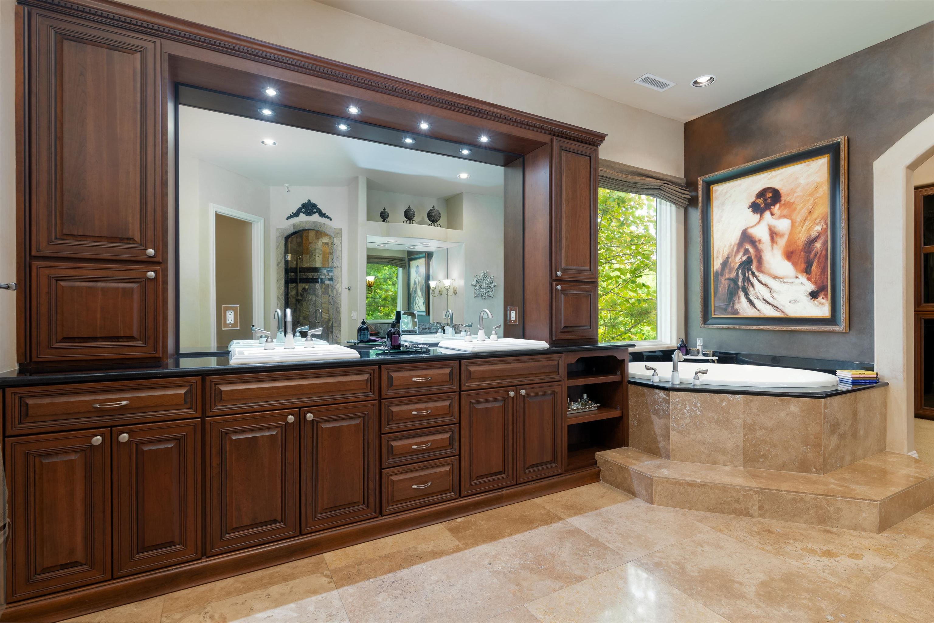 Grand Junction, Colorado, 81506, United States, 5 Bedrooms Bedrooms, ,7 BathroomsBathrooms,Residential,Active,1909661