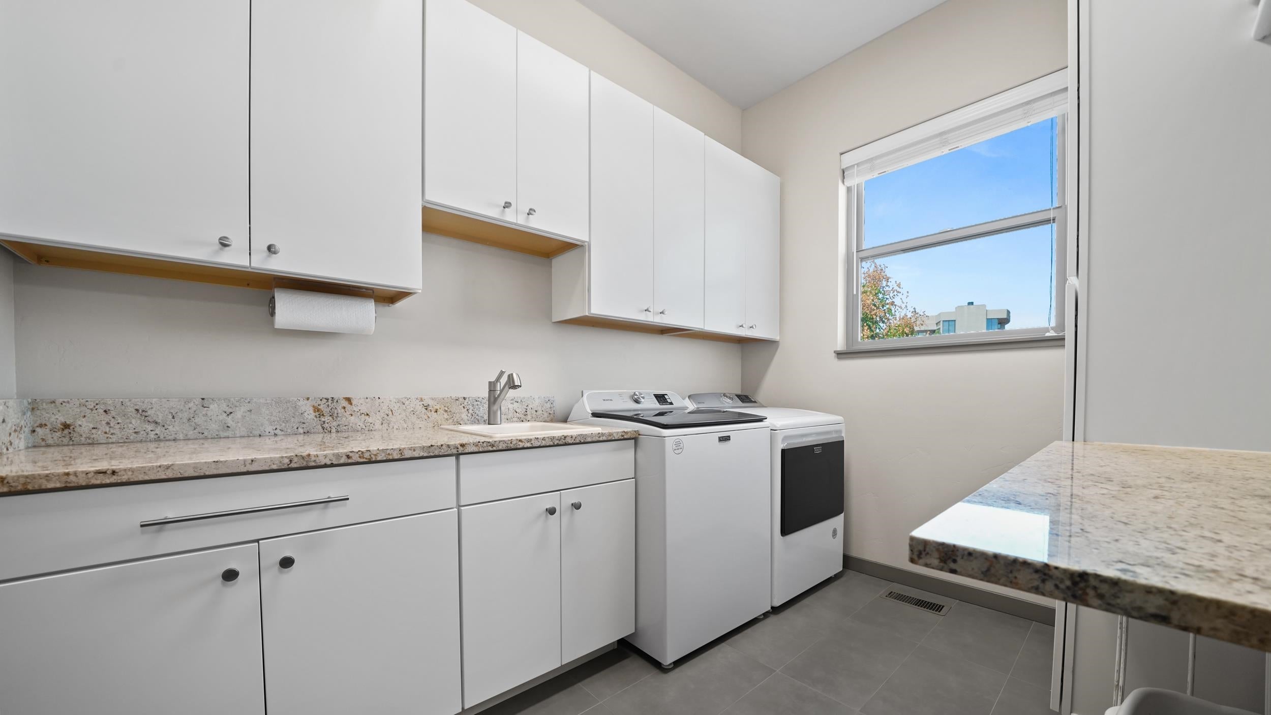 Grand Junction, Colorado, 81507, United States, 4 Bedrooms Bedrooms, ,4 BathroomsBathrooms,Residential,Active,1926885