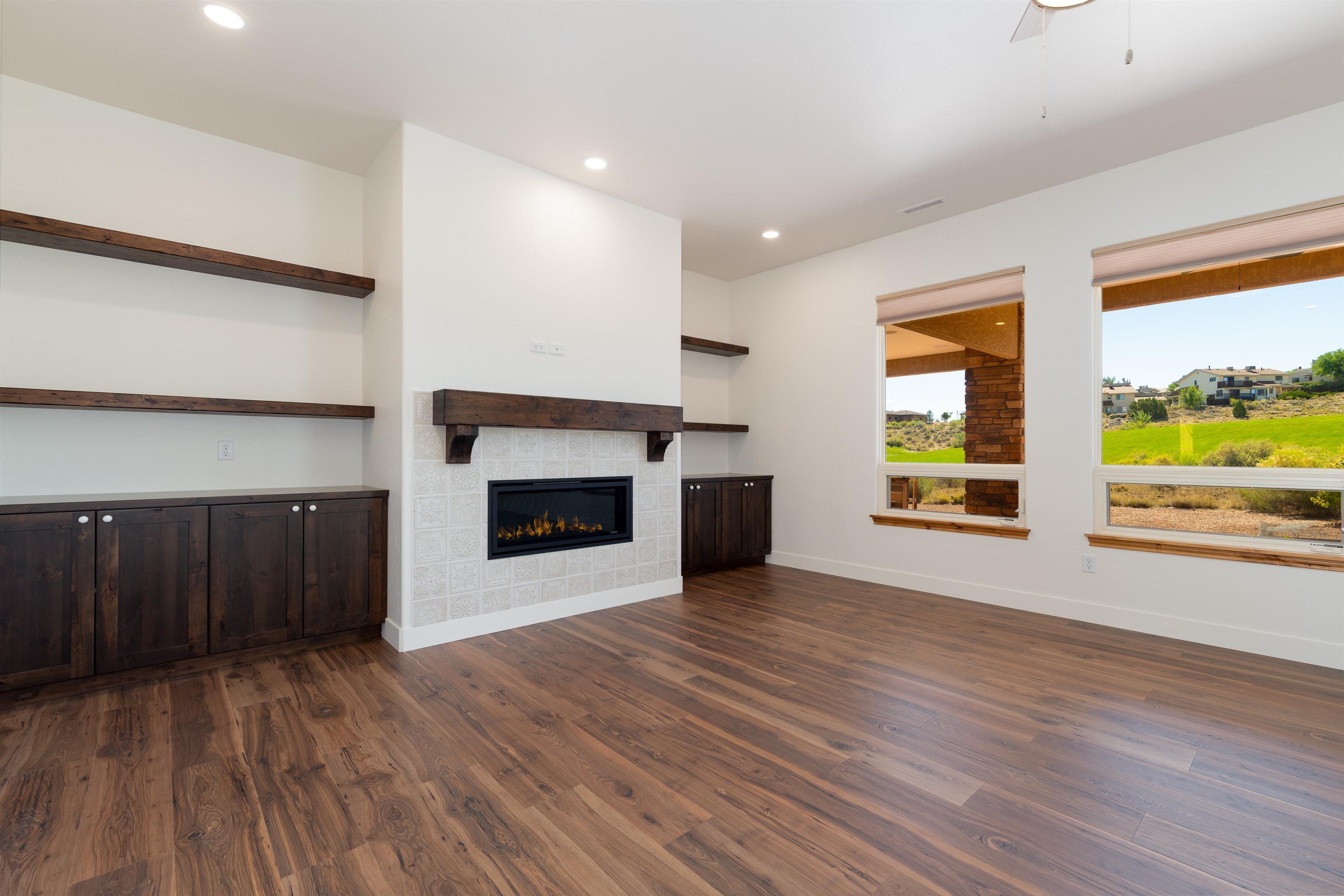 Grand Junction, Colorado, 81507, United States, 3 Bedrooms Bedrooms, ,3 BathroomsBathrooms,Residential,Active,1922305