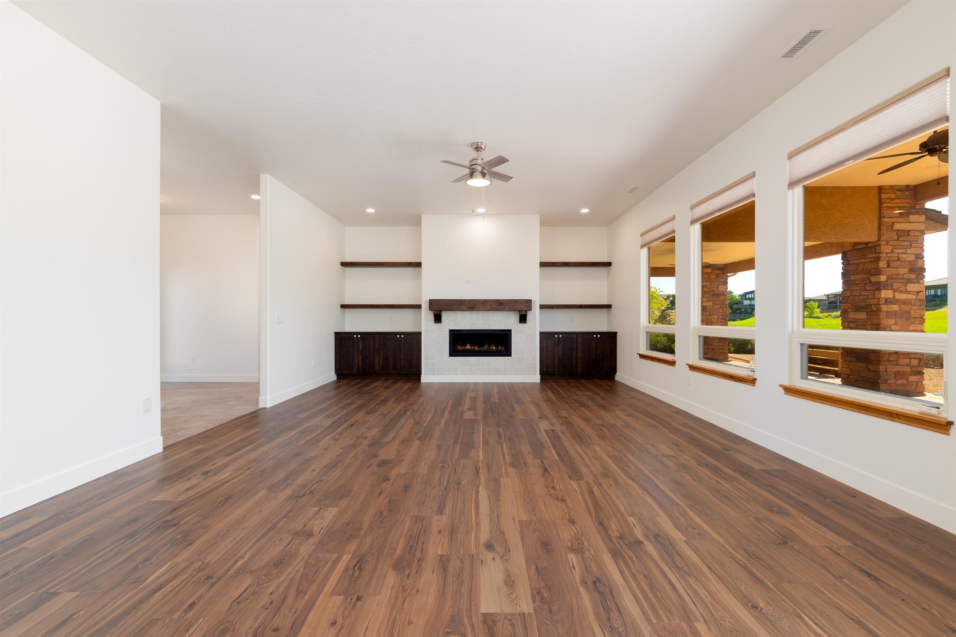 Grand Junction, Colorado, 81507, United States, 3 Bedrooms Bedrooms, ,3 BathroomsBathrooms,Residential,Active,1922305