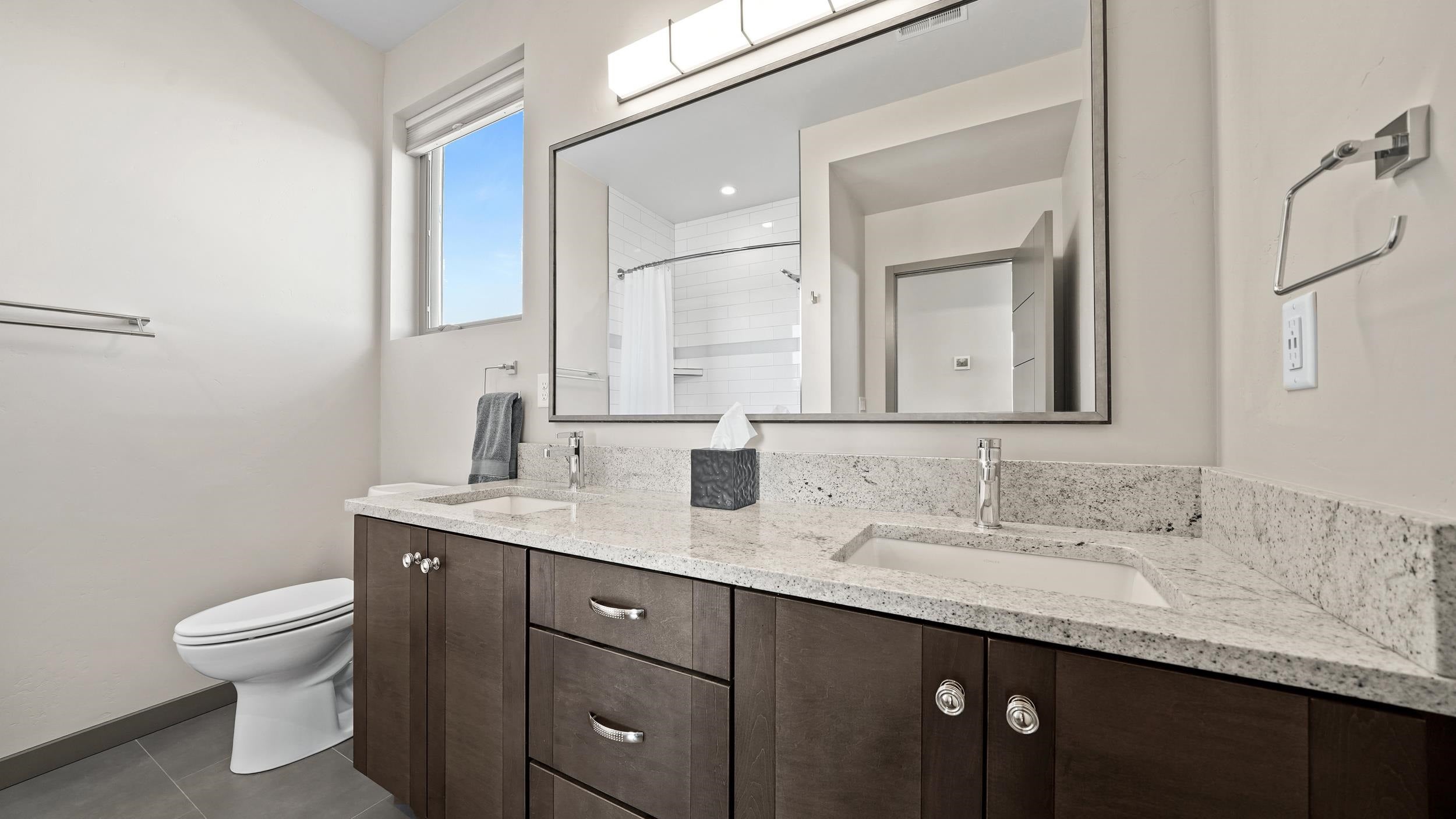 Grand Junction, Colorado, 81507, United States, 4 Bedrooms Bedrooms, ,4 BathroomsBathrooms,Residential,Active,1926885