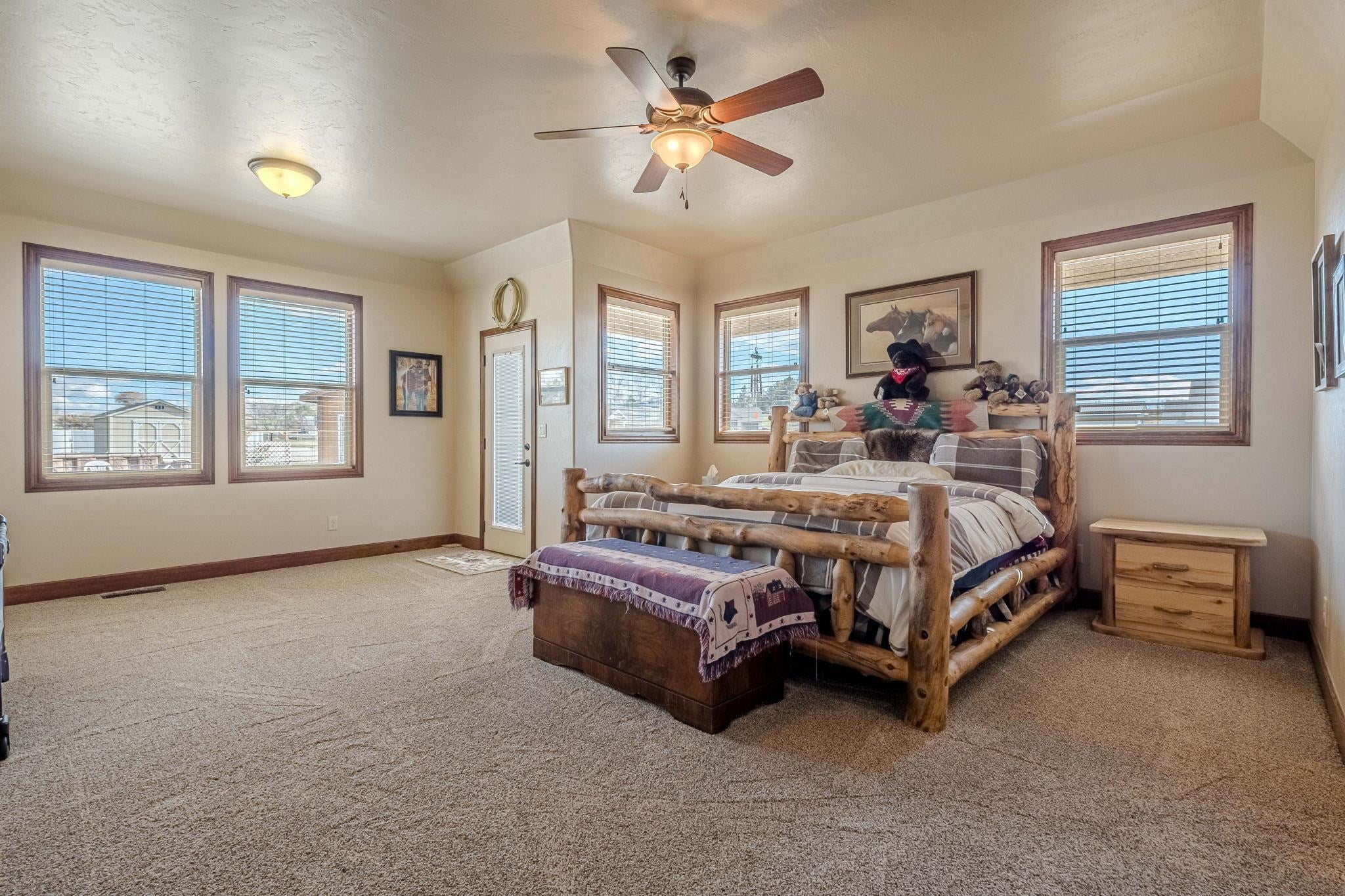 Grand Junction, Colorado, 81505, United States, 5 Bedrooms Bedrooms, ,4 BathroomsBathrooms,Residential,Active,2009142