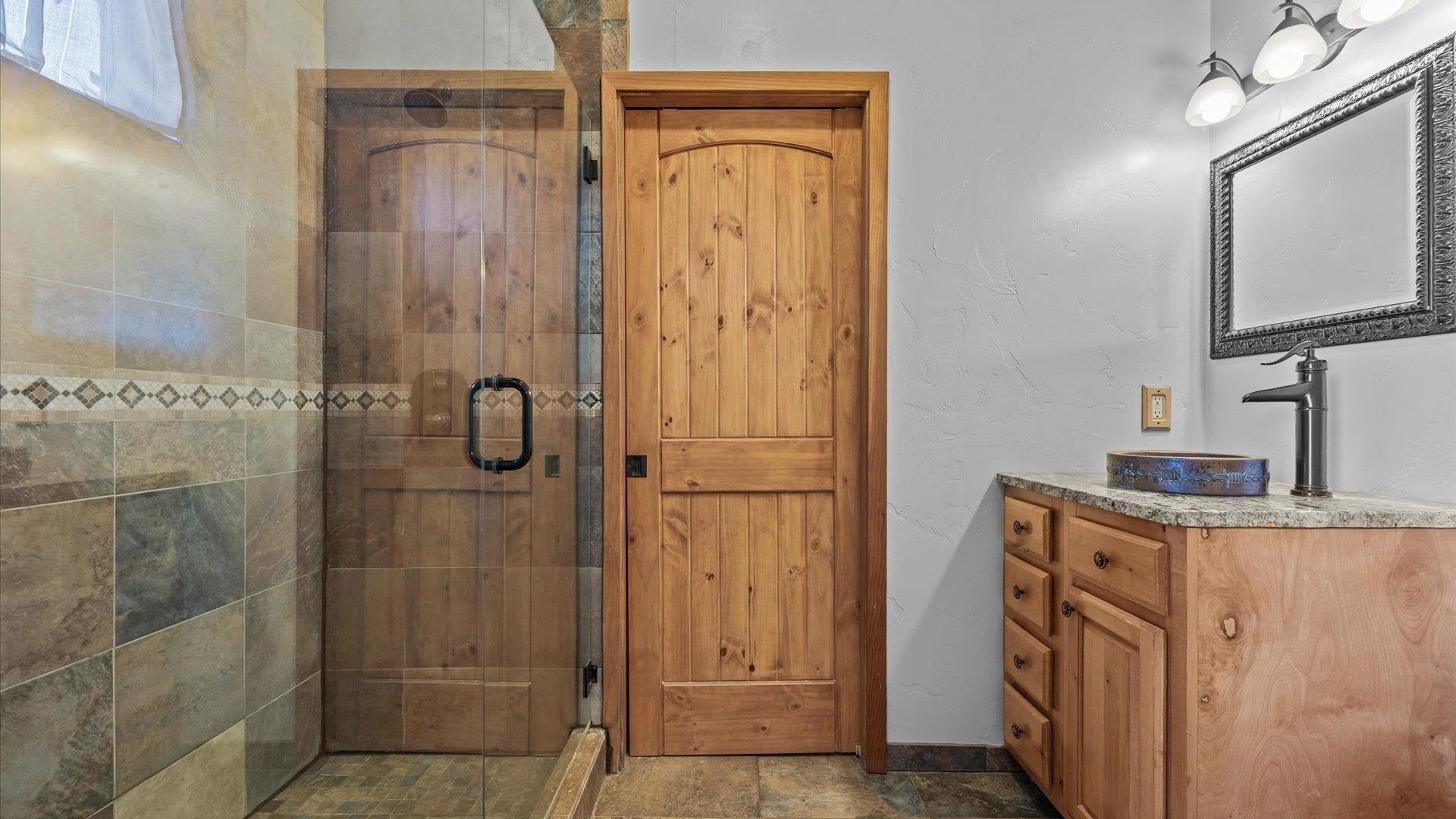 Loma, Colorado, 81524, United States, 4 Bedrooms Bedrooms, ,3 BathroomsBathrooms,Residential,Active,1988465