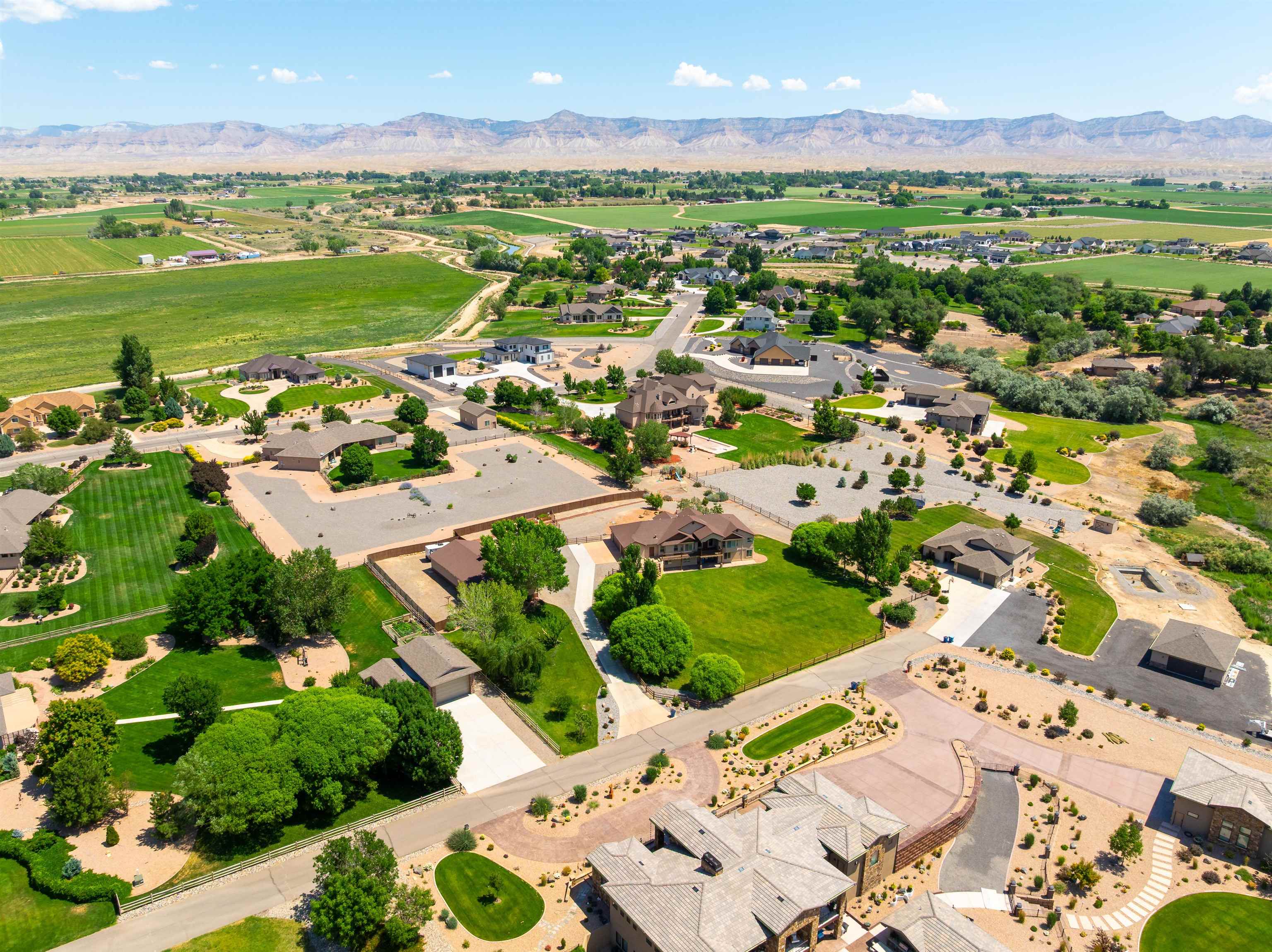 Grand Junction, Colorado, 81505, United States, 5 Bedrooms Bedrooms, ,4 BathroomsBathrooms,Residential,Active,1877765