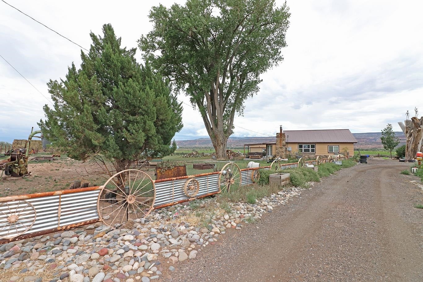Loma, Colorado, 81524, United States, 2 Bedrooms Bedrooms, ,1 BathroomBathrooms,Residential,Active,1894238