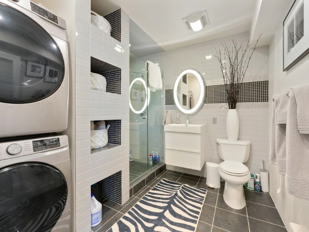 Grand Junction, Colorado, 81501, United States, 3 Bedrooms Bedrooms, ,5 BathroomsBathrooms,Residential,Active,1963247