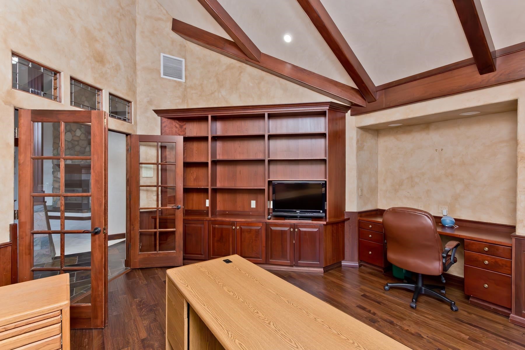 Grand Junction, Colorado, 81505, United States, 4 Bedrooms Bedrooms, ,5 BathroomsBathrooms,Residential,Active,1945340