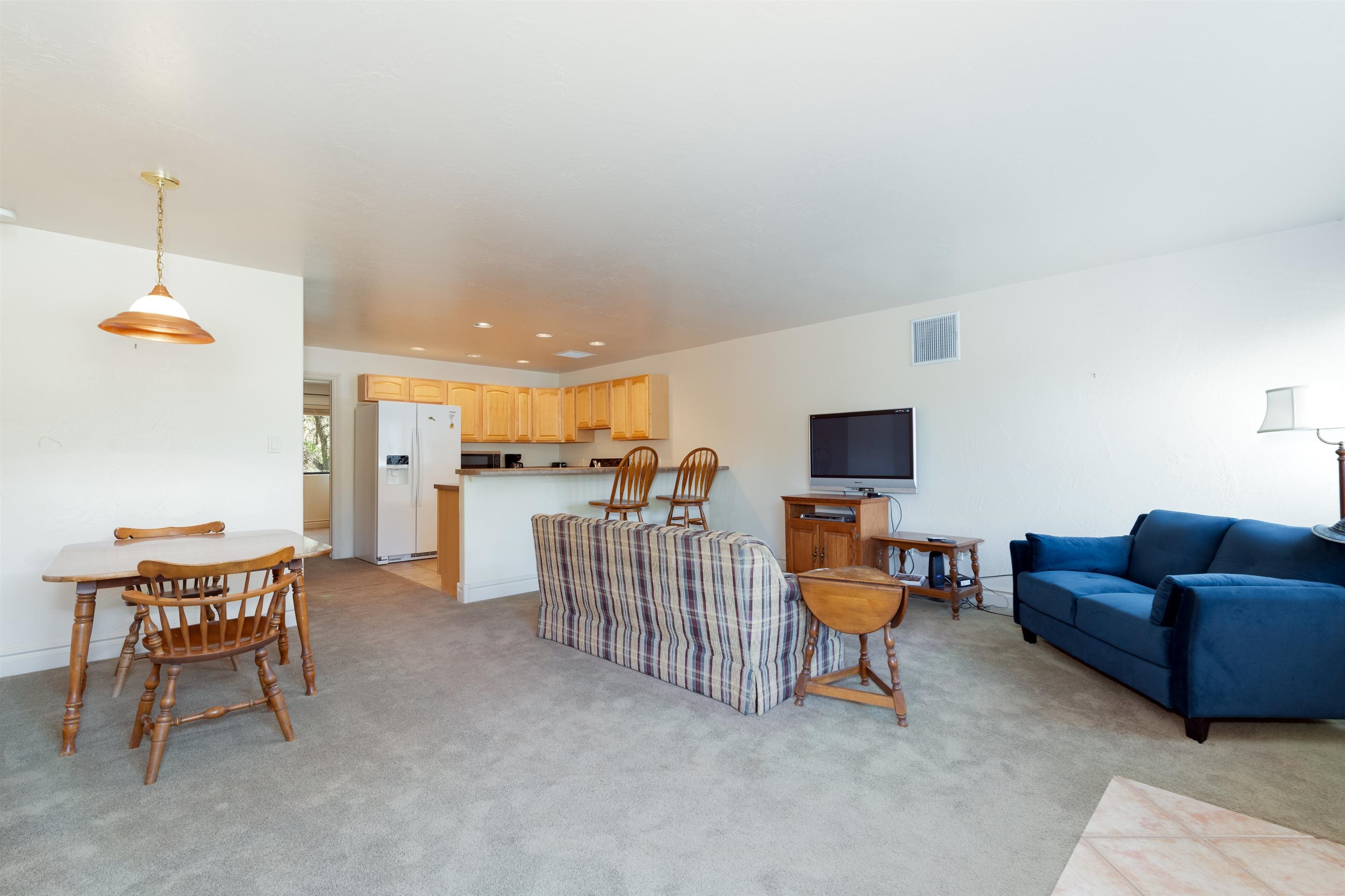 Grand Junction, Colorado, 81507, United States, 5 Bedrooms Bedrooms, ,6 BathroomsBathrooms,Residential,Active,2009860