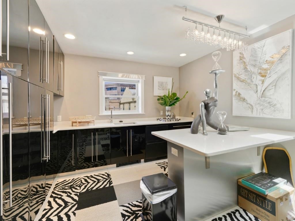 Grand Junction, Colorado, 81501, United States, 3 Bedrooms Bedrooms, ,5 BathroomsBathrooms,Residential,Active,1963247