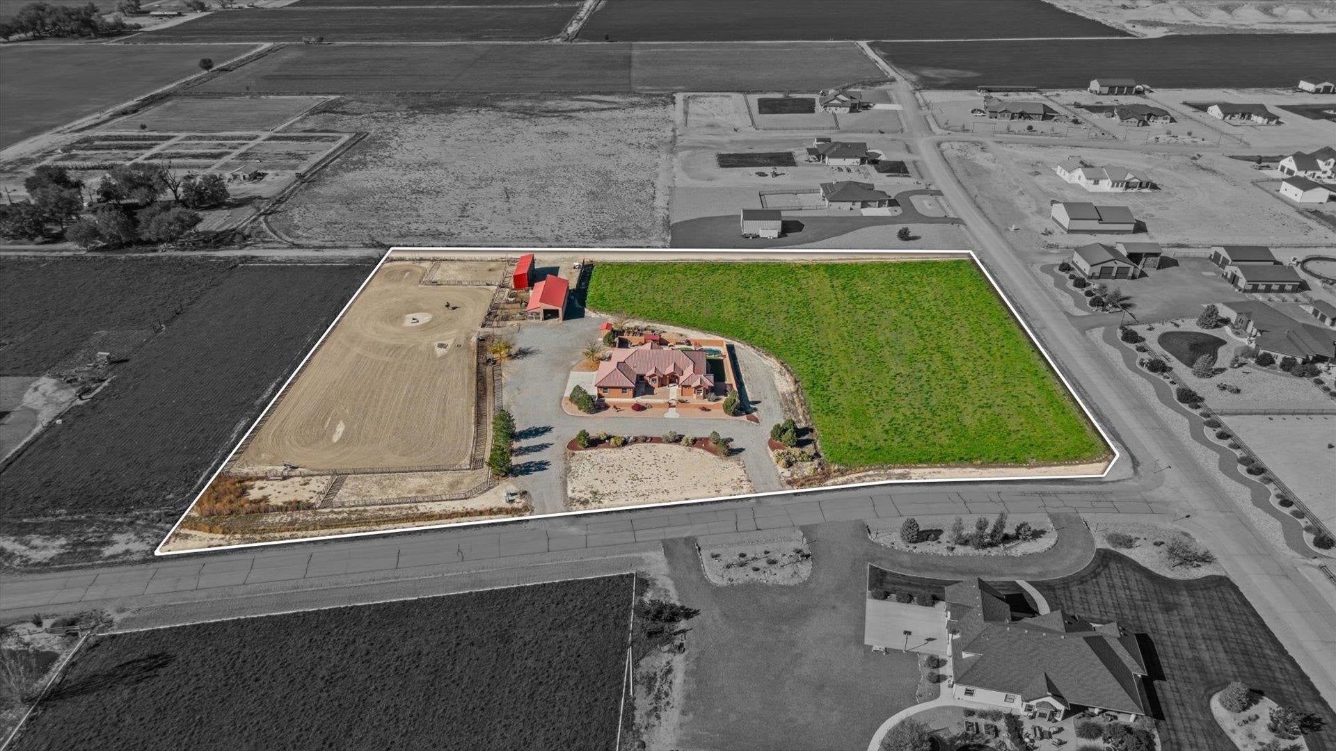 Loma, Colorado, 81524, United States, 4 Bedrooms Bedrooms, ,3 BathroomsBathrooms,Residential,Active,1988465