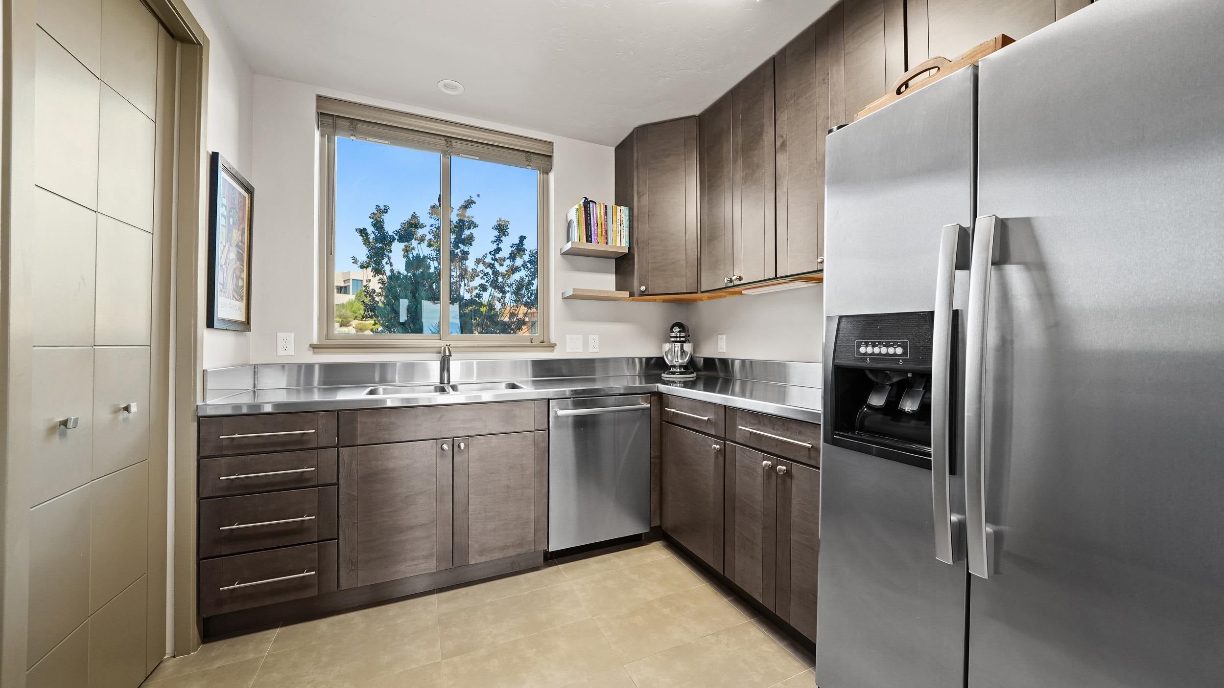 Grand Junction, Colorado, 81507, United States, 4 Bedrooms Bedrooms, ,4 BathroomsBathrooms,Residential,Active,1926885