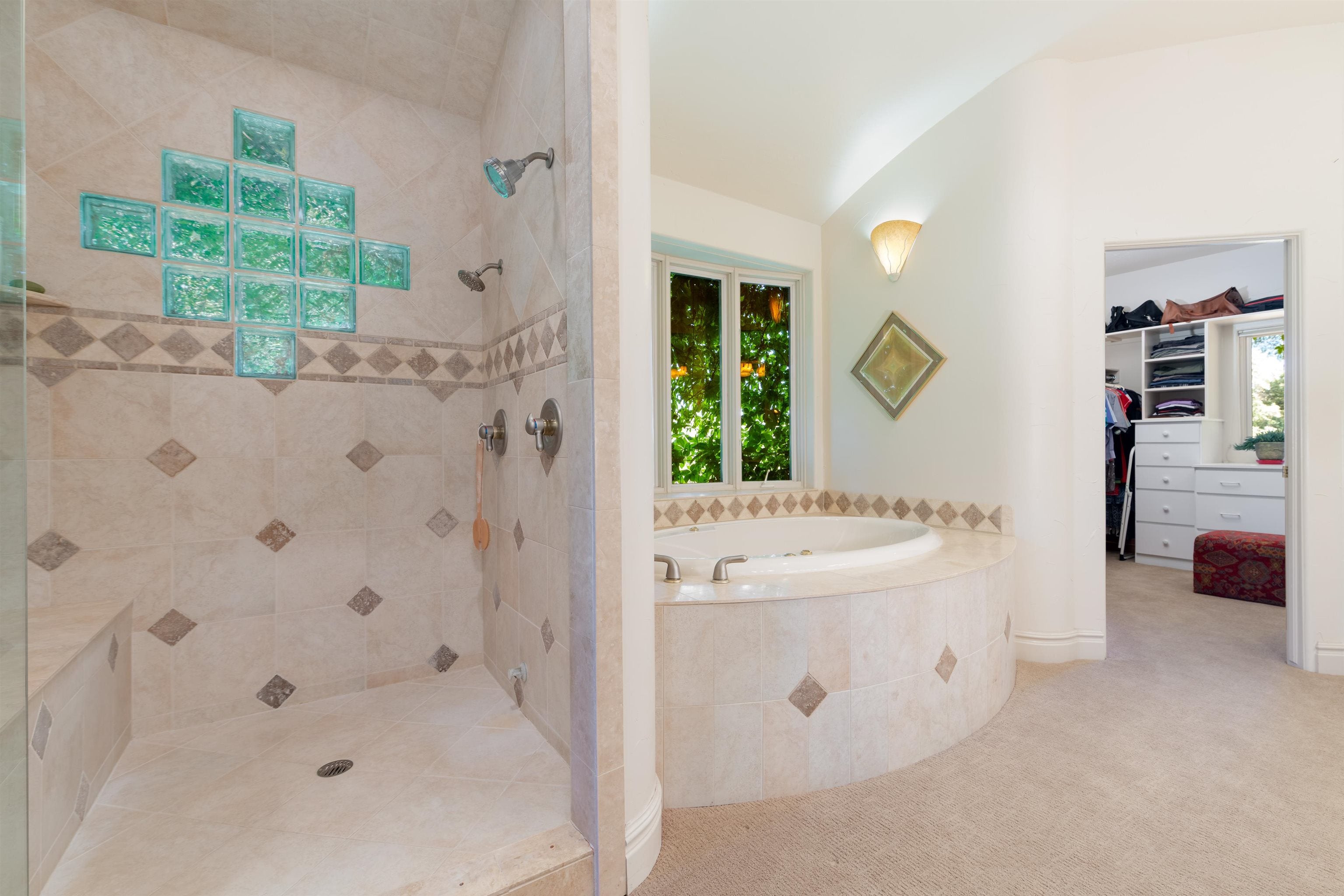 Grand Junction, Colorado, 81507, United States, 5 Bedrooms Bedrooms, ,6 BathroomsBathrooms,Residential,Active,2009860