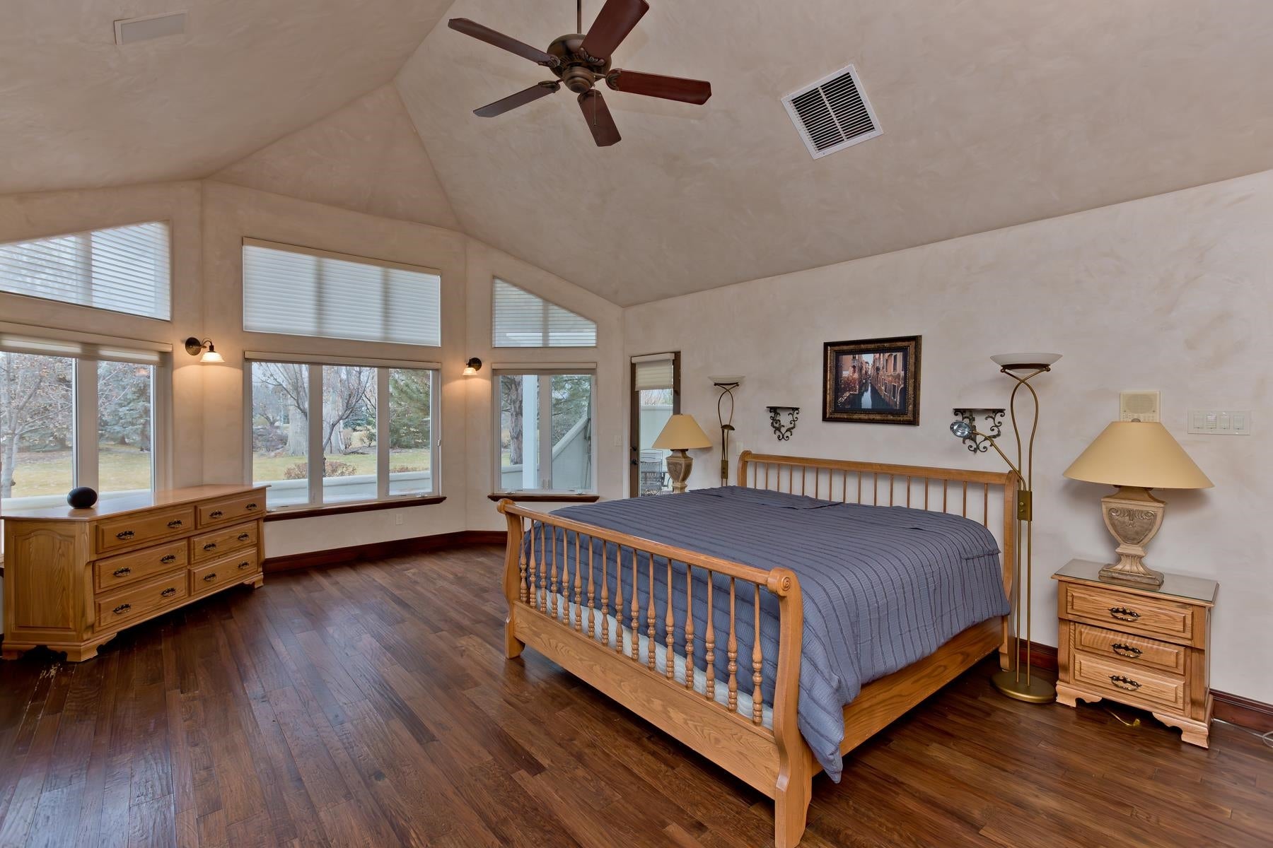 Grand Junction, Colorado, 81505, United States, 4 Bedrooms Bedrooms, ,5 BathroomsBathrooms,Residential,Active,1945340