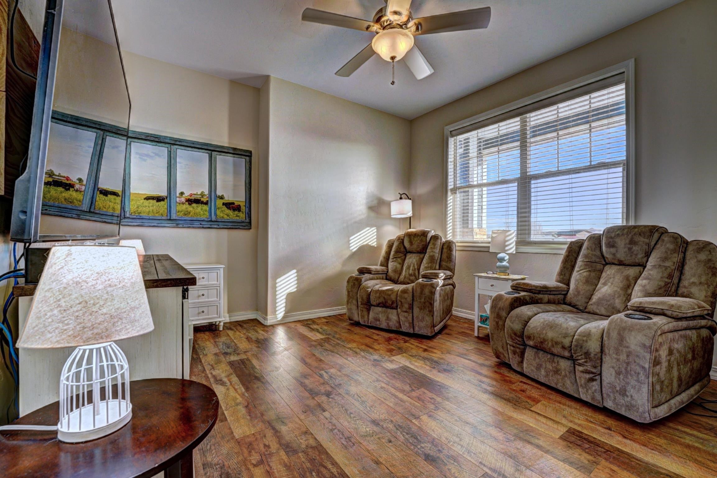 Palisade, Colorado, 81526, United States, 3 Bedrooms Bedrooms, ,3 BathroomsBathrooms,Residential,Active,2015436