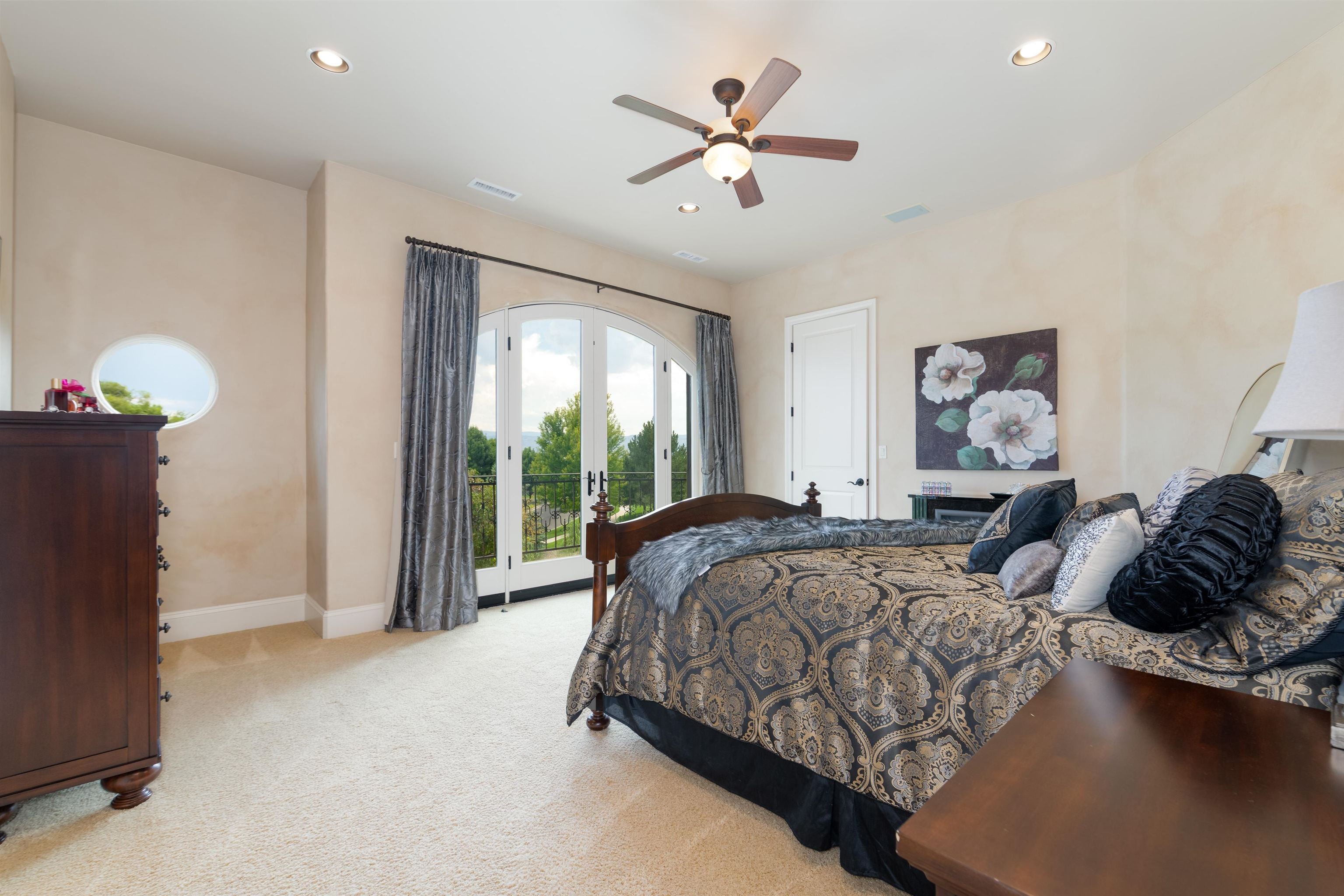 Grand Junction, Colorado, 81506, United States, 5 Bedrooms Bedrooms, ,7 BathroomsBathrooms,Residential,Active,1909661