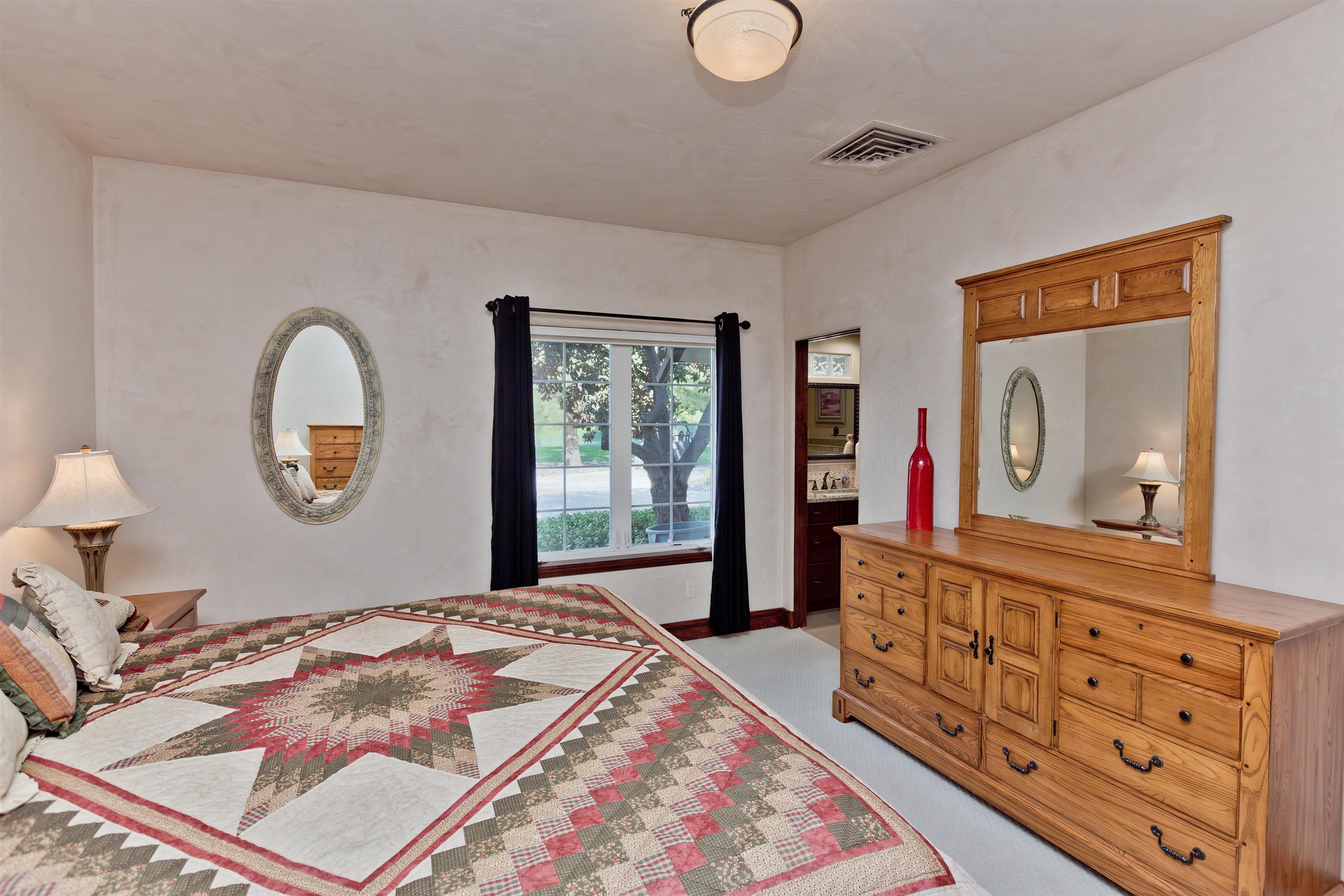 Grand Junction, Colorado, 81505, United States, 4 Bedrooms Bedrooms, ,5 BathroomsBathrooms,Residential,Active,1945340