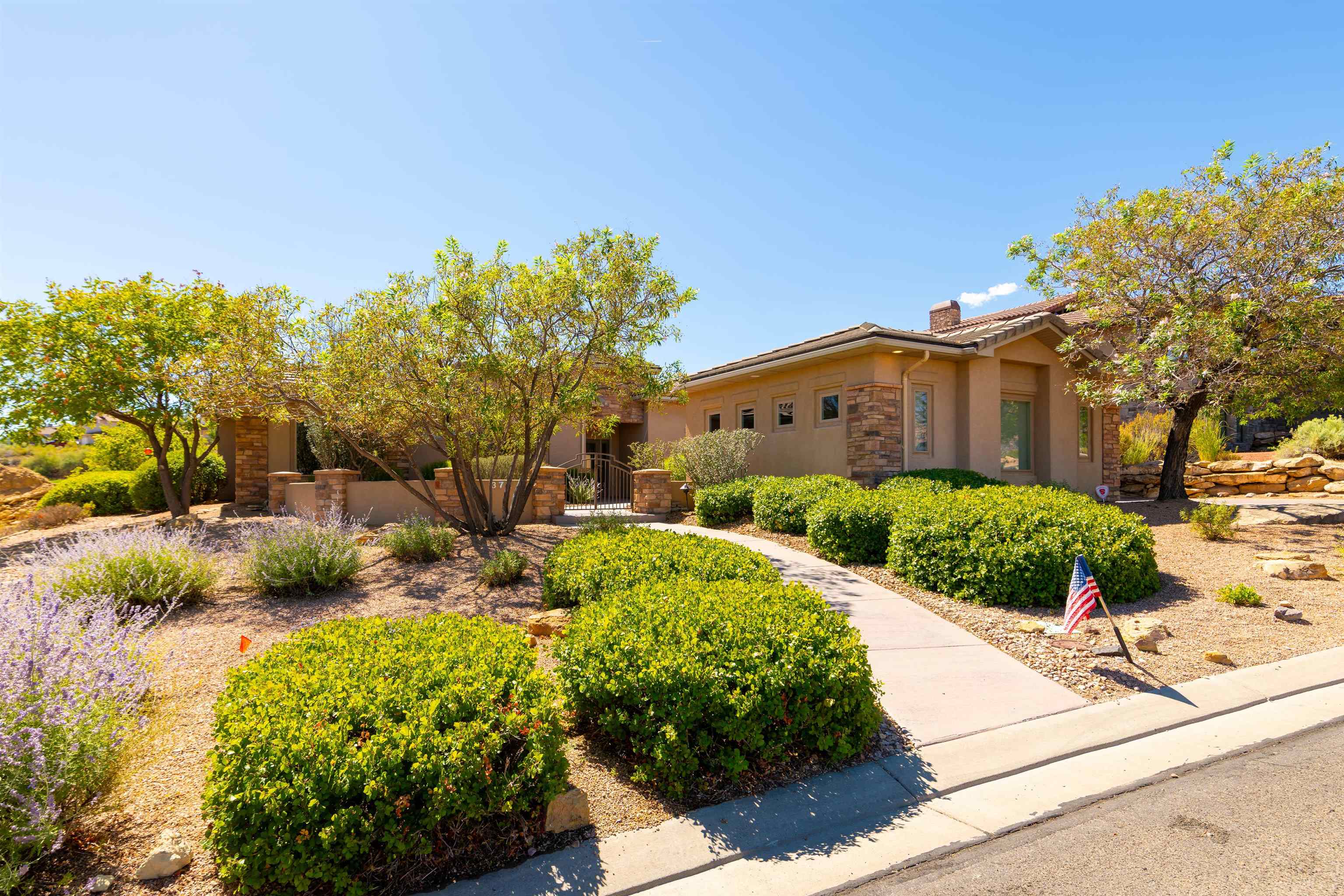 Grand Junction, Colorado, 81507, United States, 3 Bedrooms Bedrooms, ,3 BathroomsBathrooms,Residential,Active,1922305